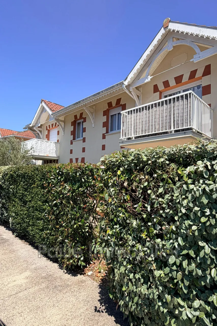 Appartement 3 pièces avec jardin, piscine et parking à Le Verdon-sur-Mer
