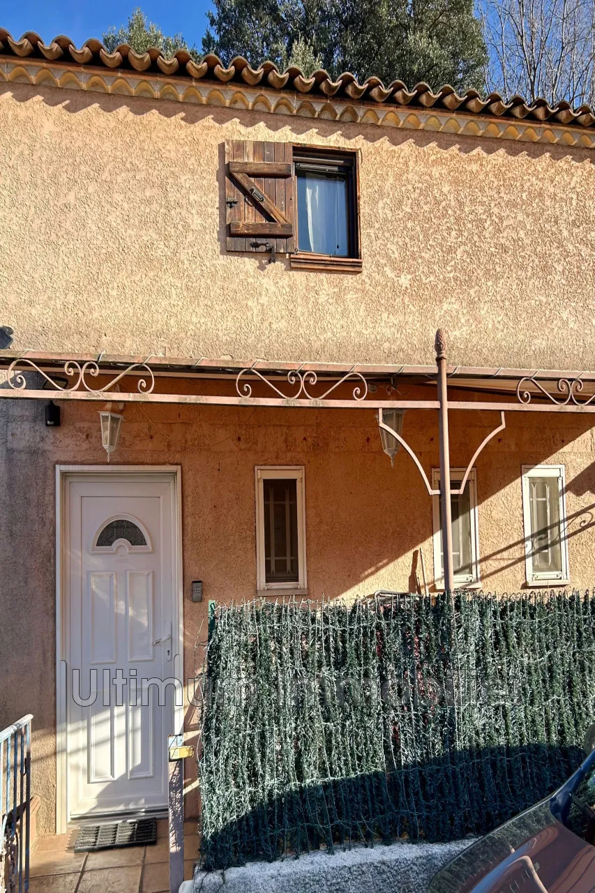 Maison 4 Pièces avec Piscine à Sainte-Maxime 