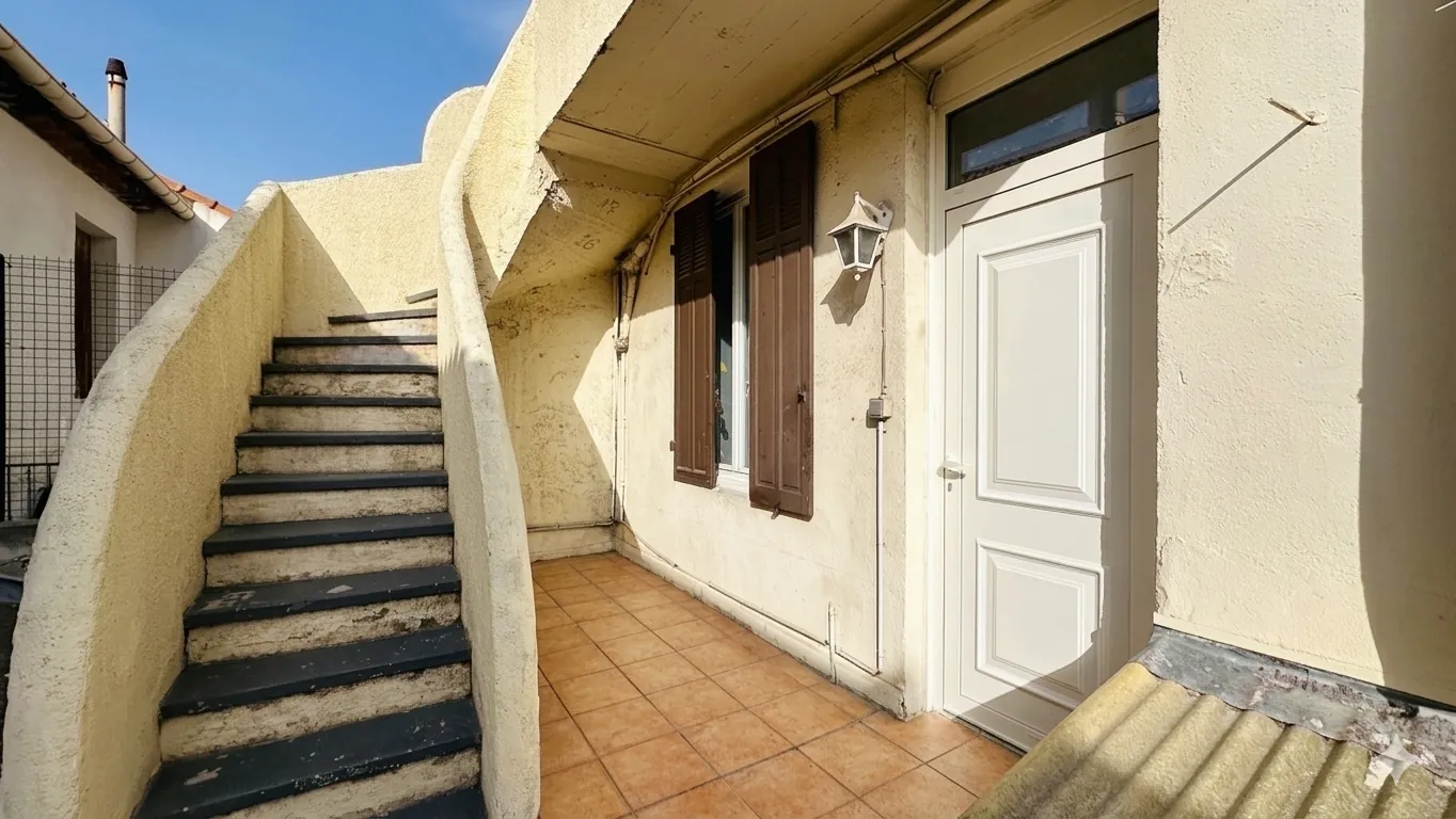 Appartement T3 rénové avec locataire en place à Septèmes-les-Vallons