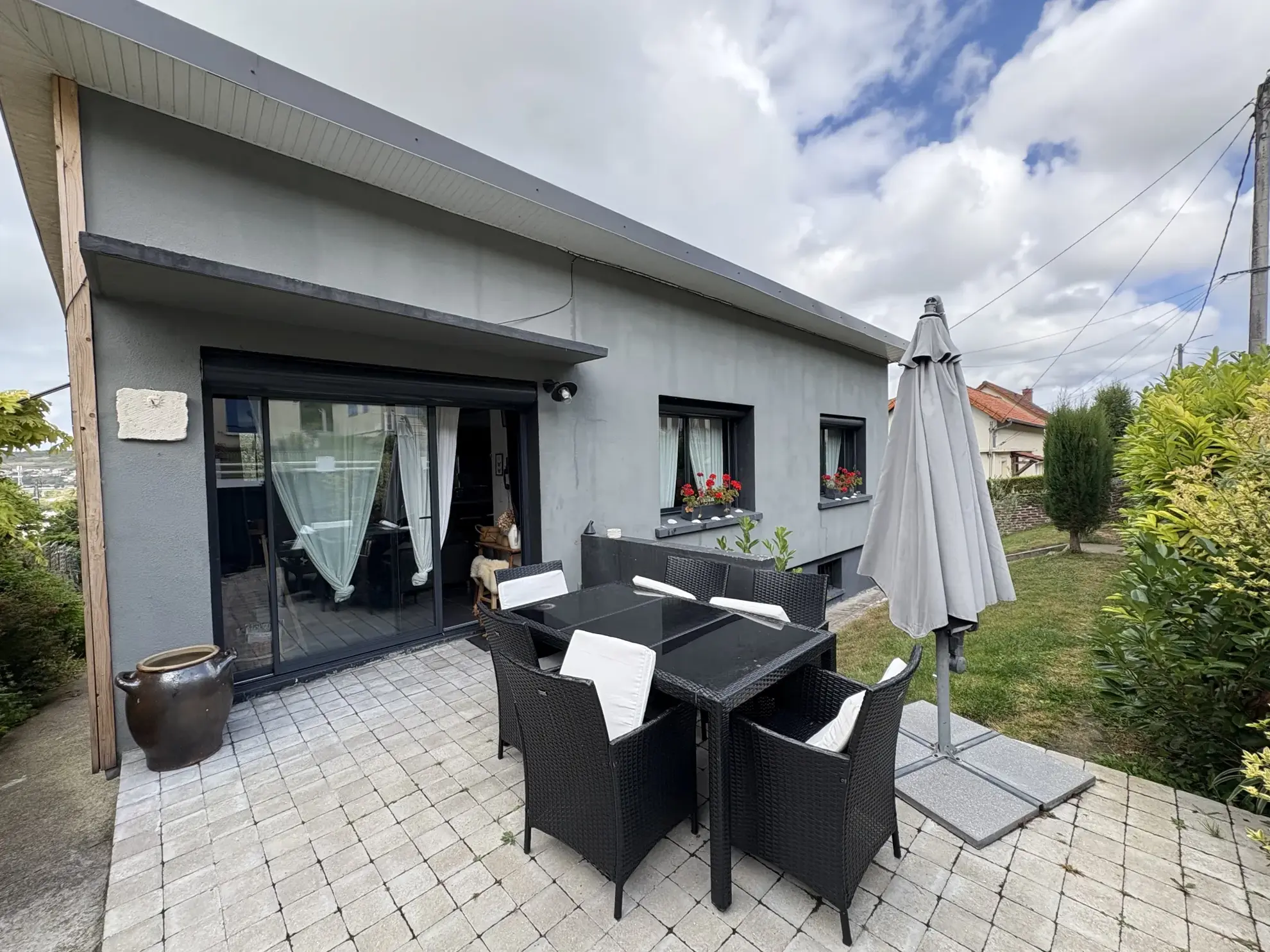 Grande maison familiale à Eu de 134 m² avec jardin et terrain - Opportunité à saisir