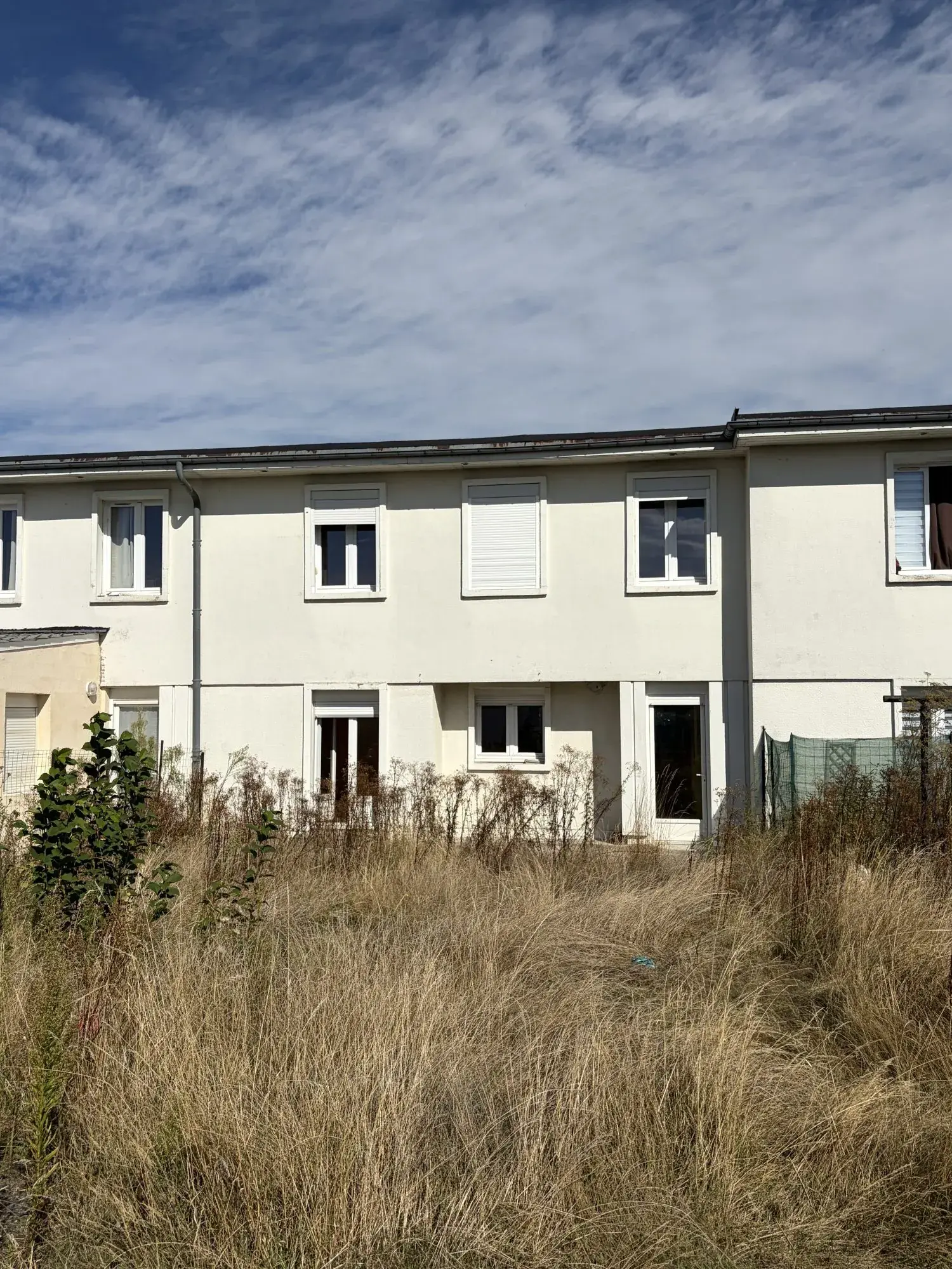 Maison à rafraîchir avec 3 chambres à Hautmont près de toutes commodités