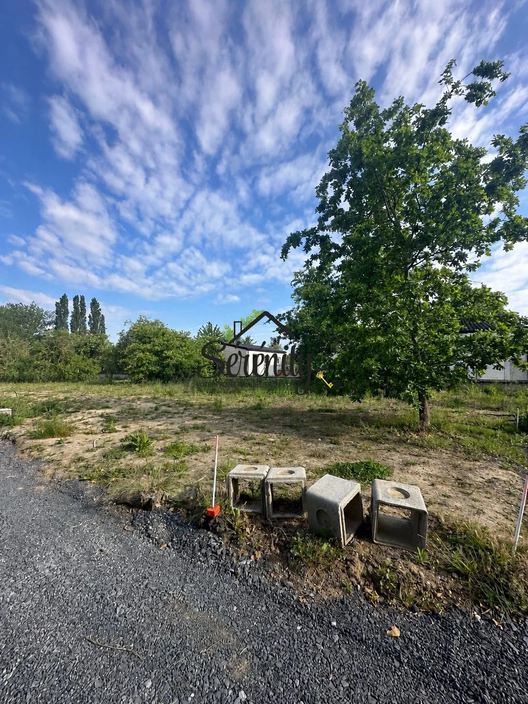 Terrain constructible de 392 m² à vendre à Phalempin, secteur résidentiel