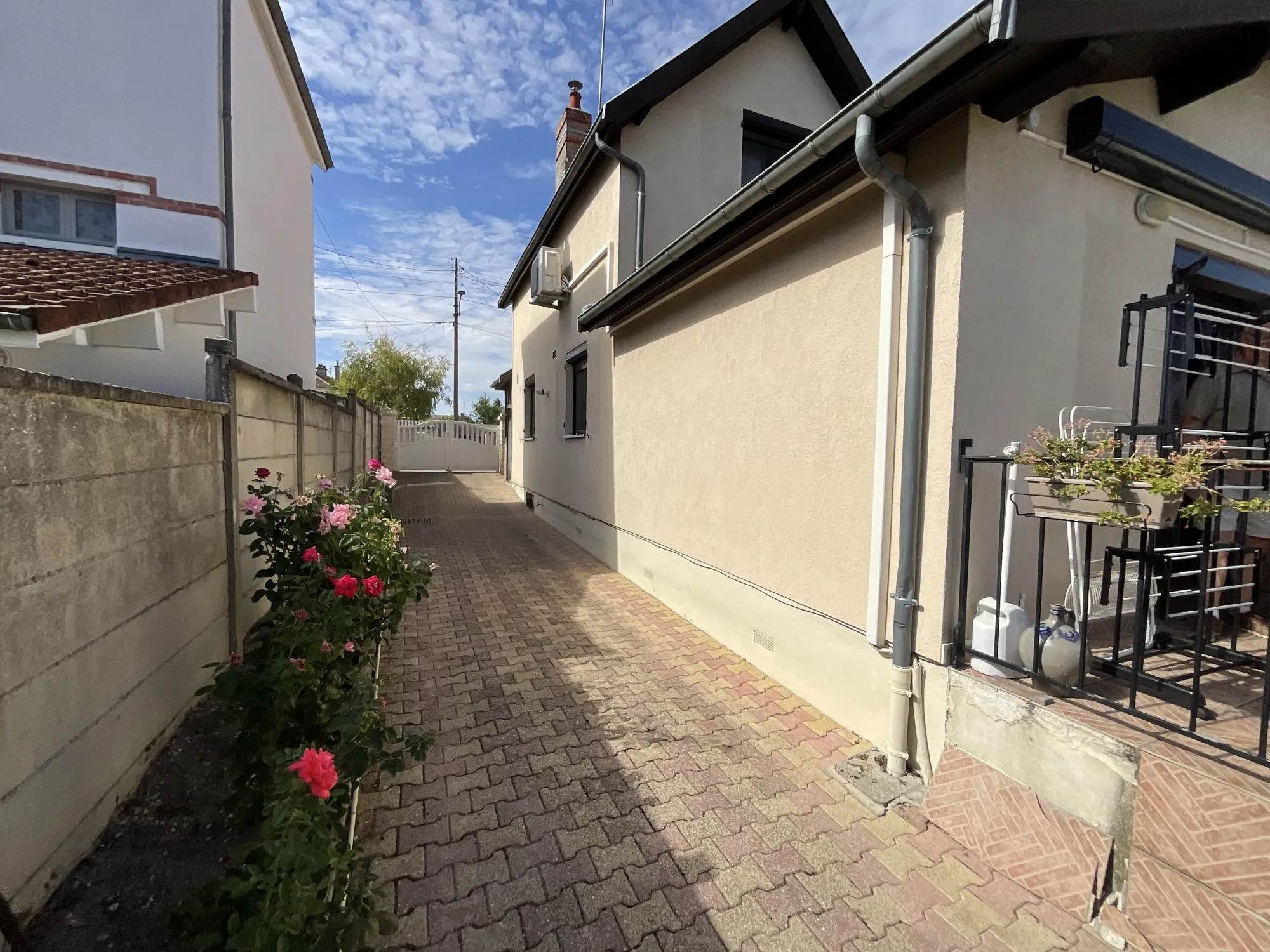 Maison individuelle de 73 m² avec jardin et garage à Les Noës-près-Troyes