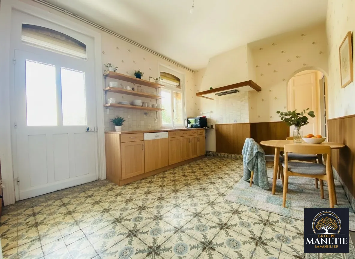 Maison individuelle à rénover à 15 min d'Arras, grand jardin, 3 chambres 