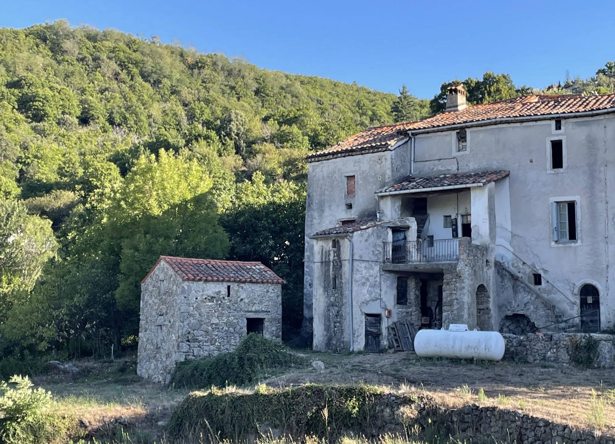 Maison de hameau à rénover à Mandagout dans les Cévennes