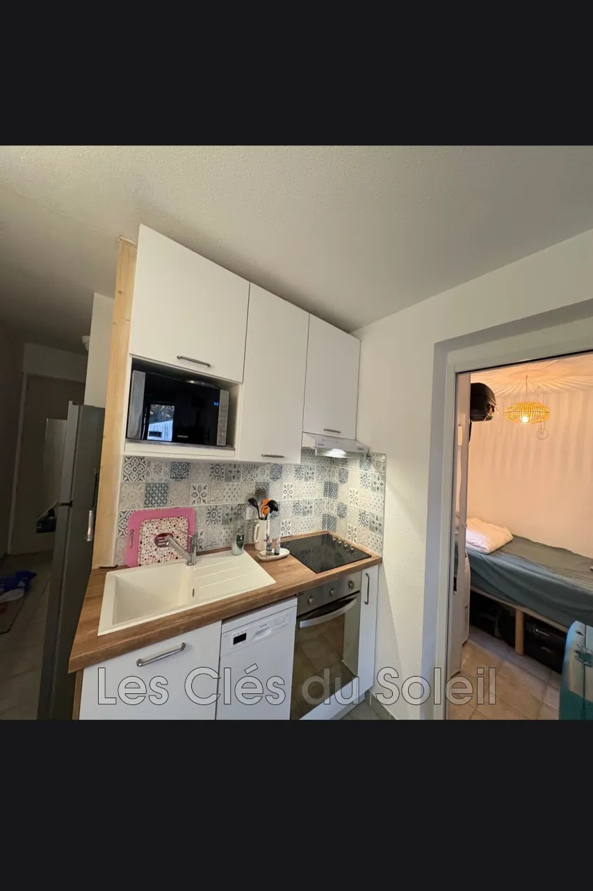 Appartement 3 pièces avec terrasse proche plages à Sanary-sur-Mer 