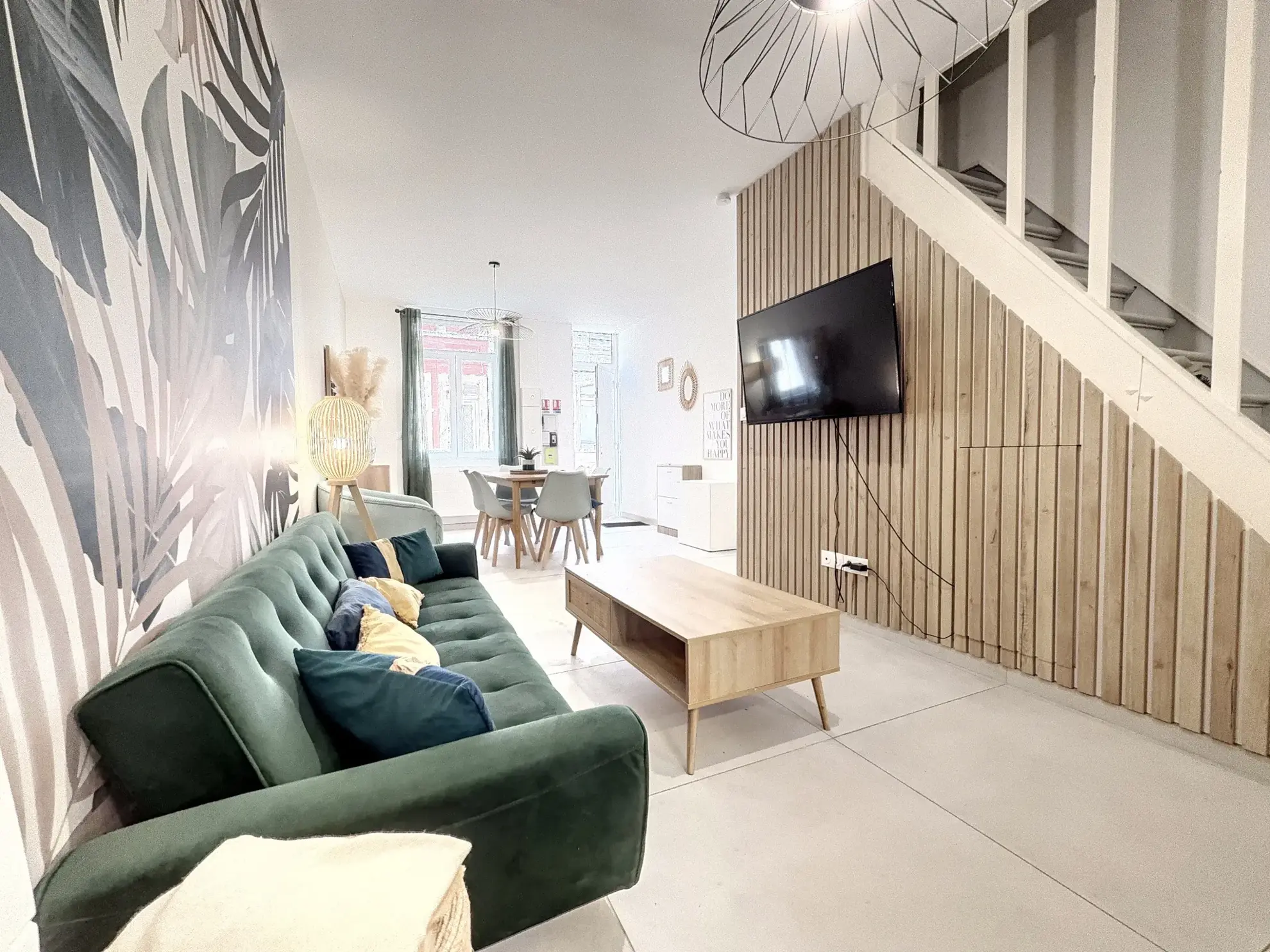 Maison de ville rénovée de 94 m² avec 4 chambres près du parc Barbieux à Croix