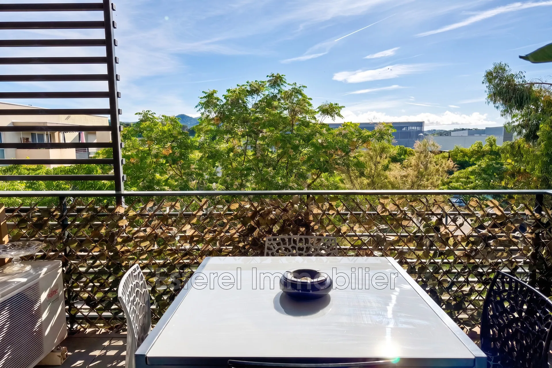 Superbe appartement 3 pièces avec terrasse et parking à Fréjus - Côte d'Azur