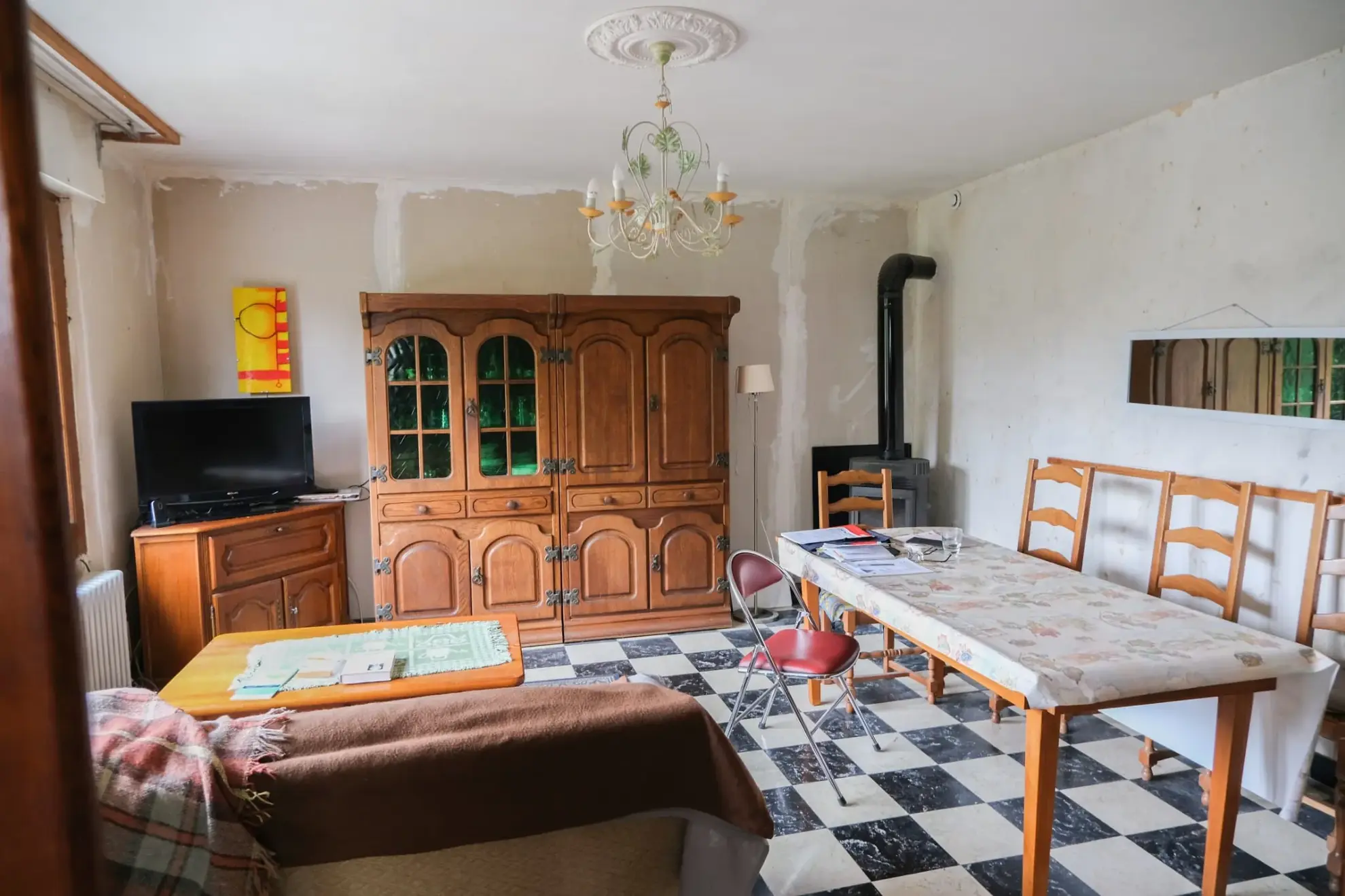 Maison de village avec dépendance et grand terrain à vendre dans le Pas-de-Calais