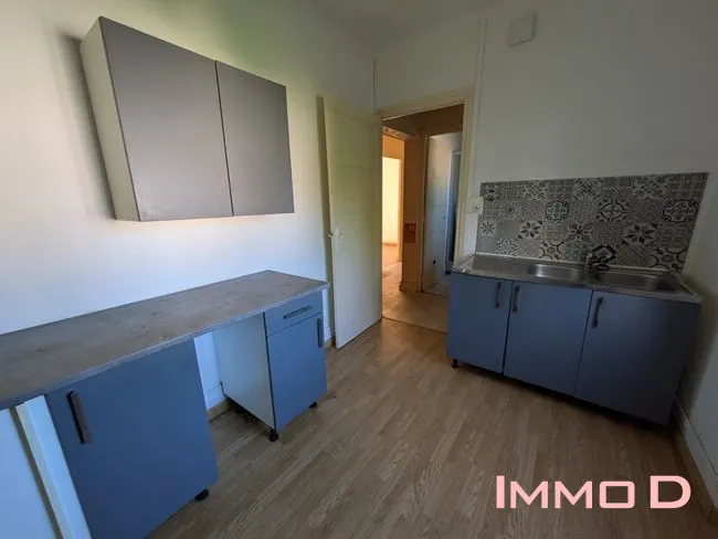 Appartement F3 à Charmes, centre-ville, investissement ou premier achat idéal