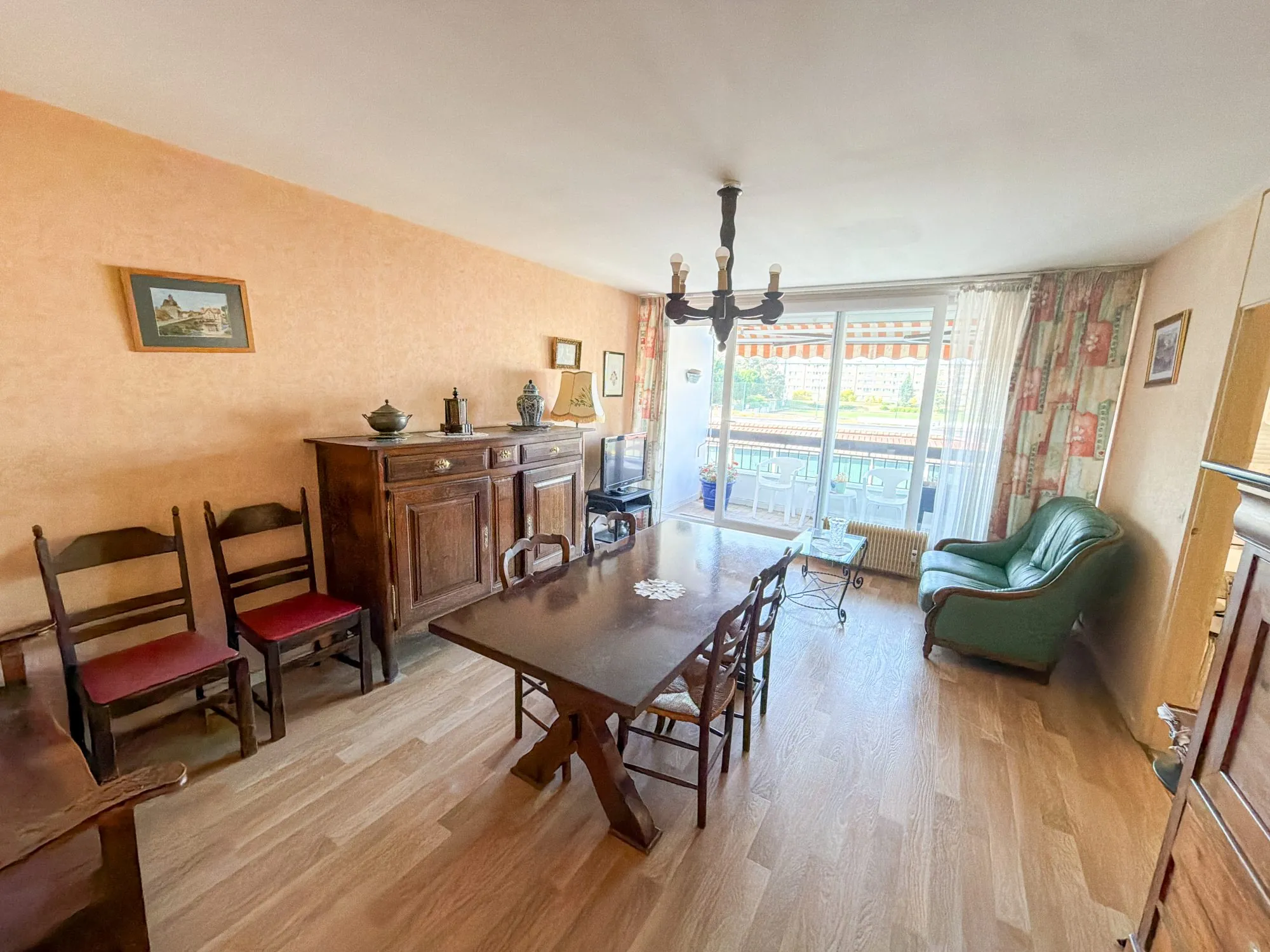 À vendre appartement T3 avec balcon, garage et cave à Roubaix