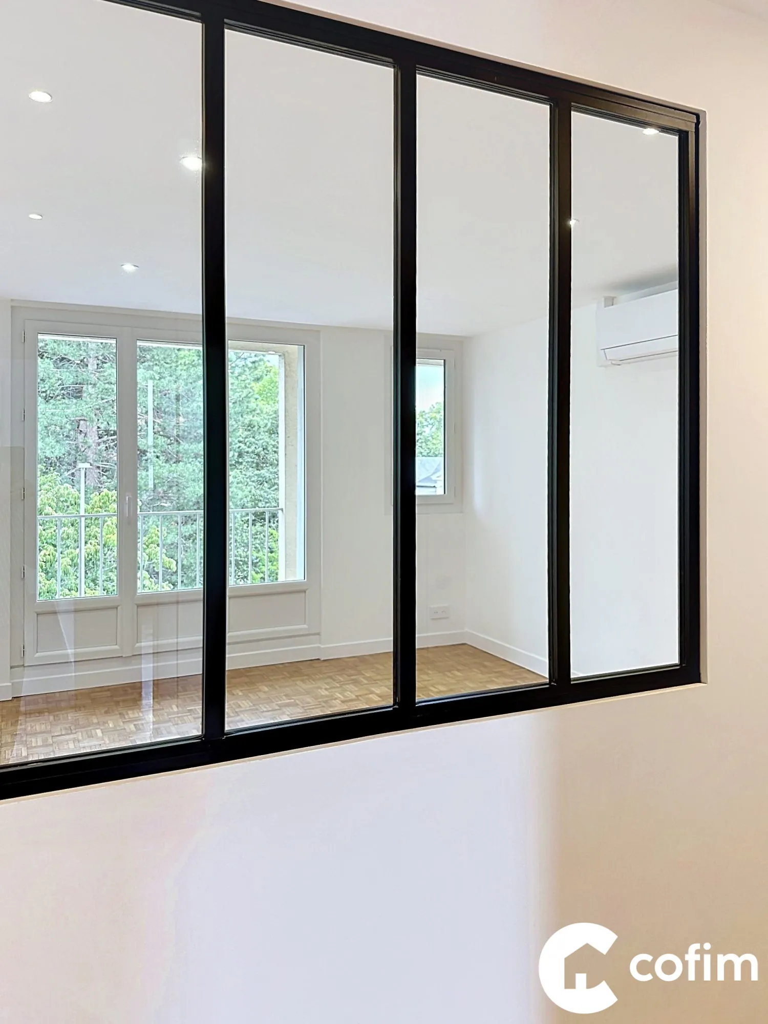 Appartement T4 rénové de 80 m² avec vue sur le Jardin Massey à Tarbes 