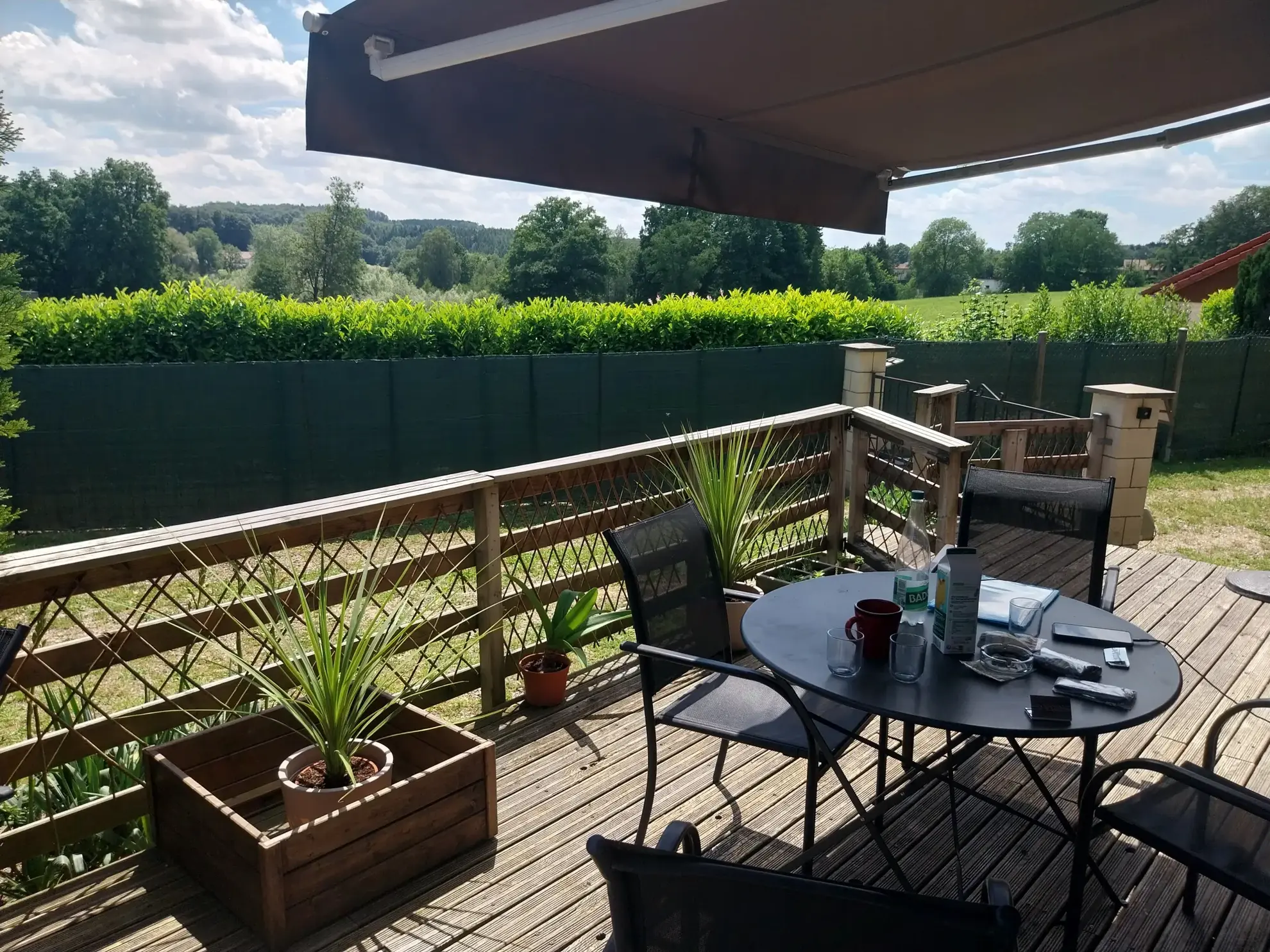 Charmant chalet de 39 m² avec vue sur le lac de Bouzey en Haute-Saône