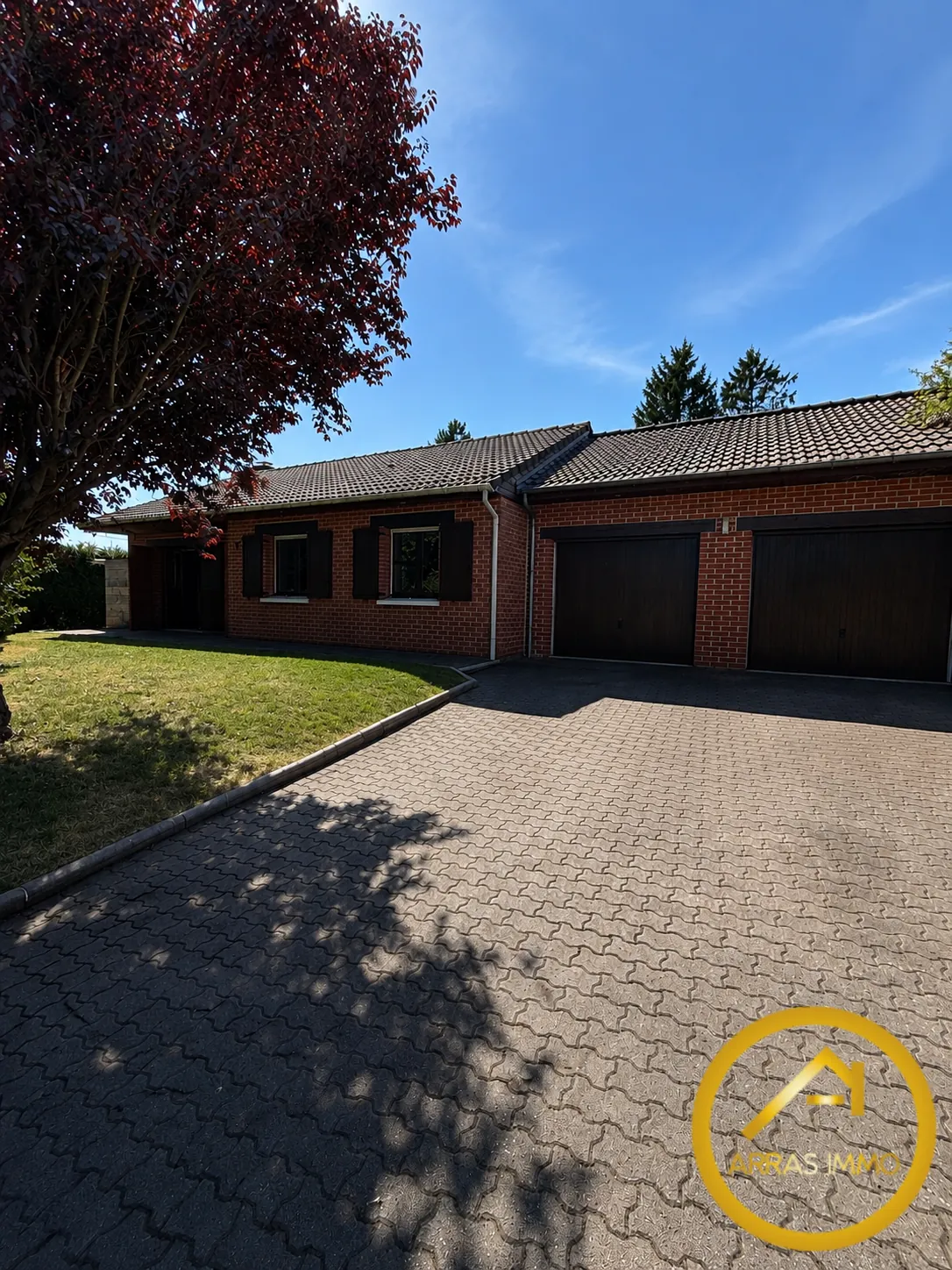 Belle maison de plain-pied de 120m² à Berneville, jardin et garage inclus