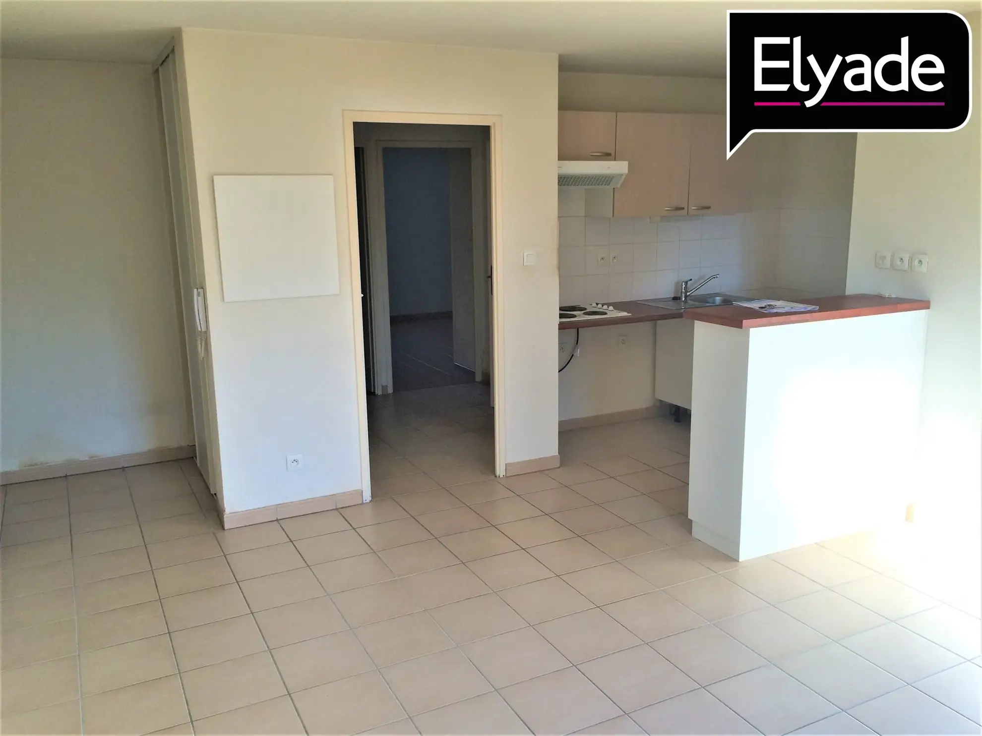 Bel appartement 55m² avec loggia, parking et vue dégagée à Terrasson-Lavilledieu