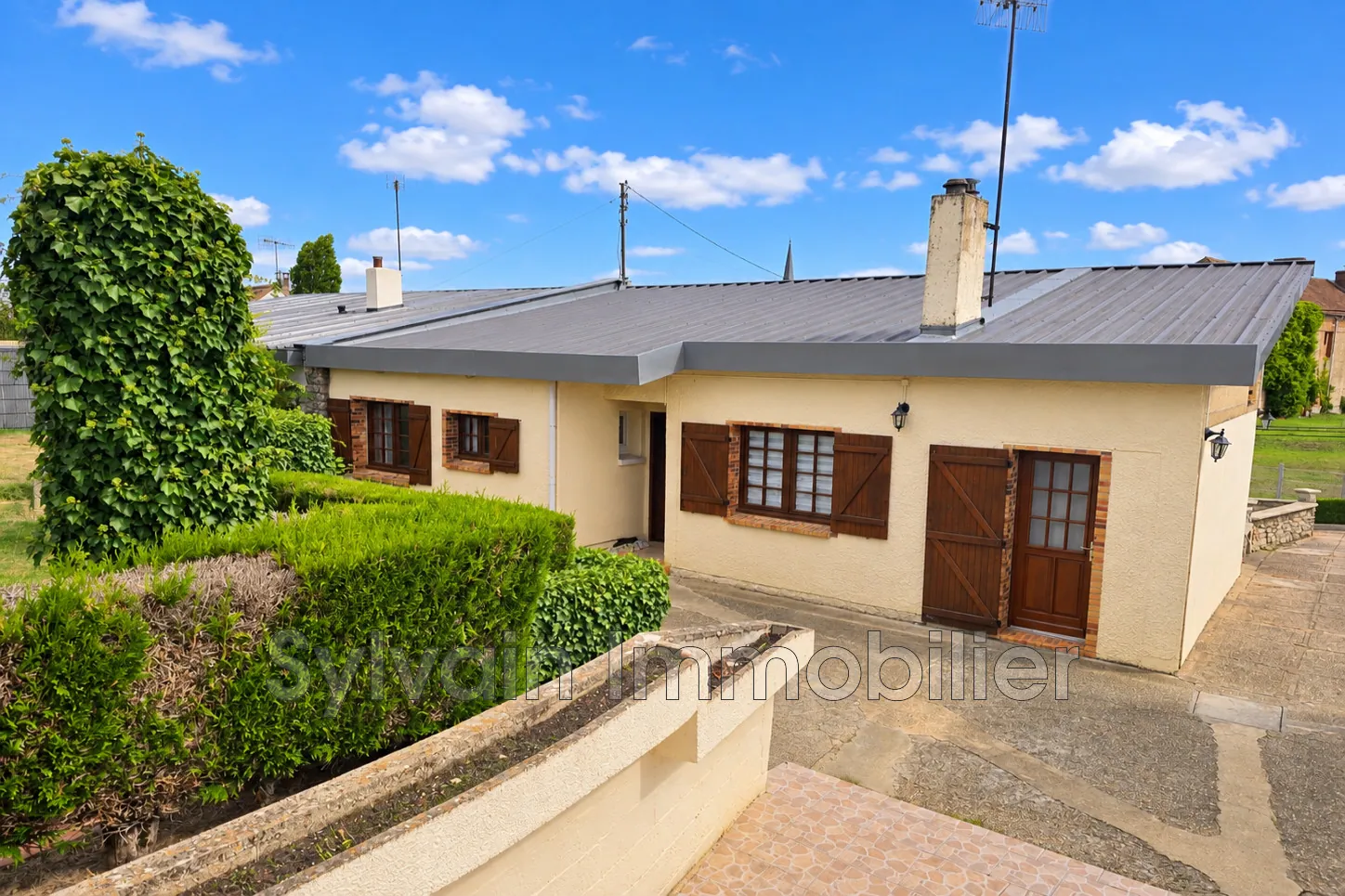 Achat maison de plain-pied à Gournay-en-Bray avec jardin et garage 