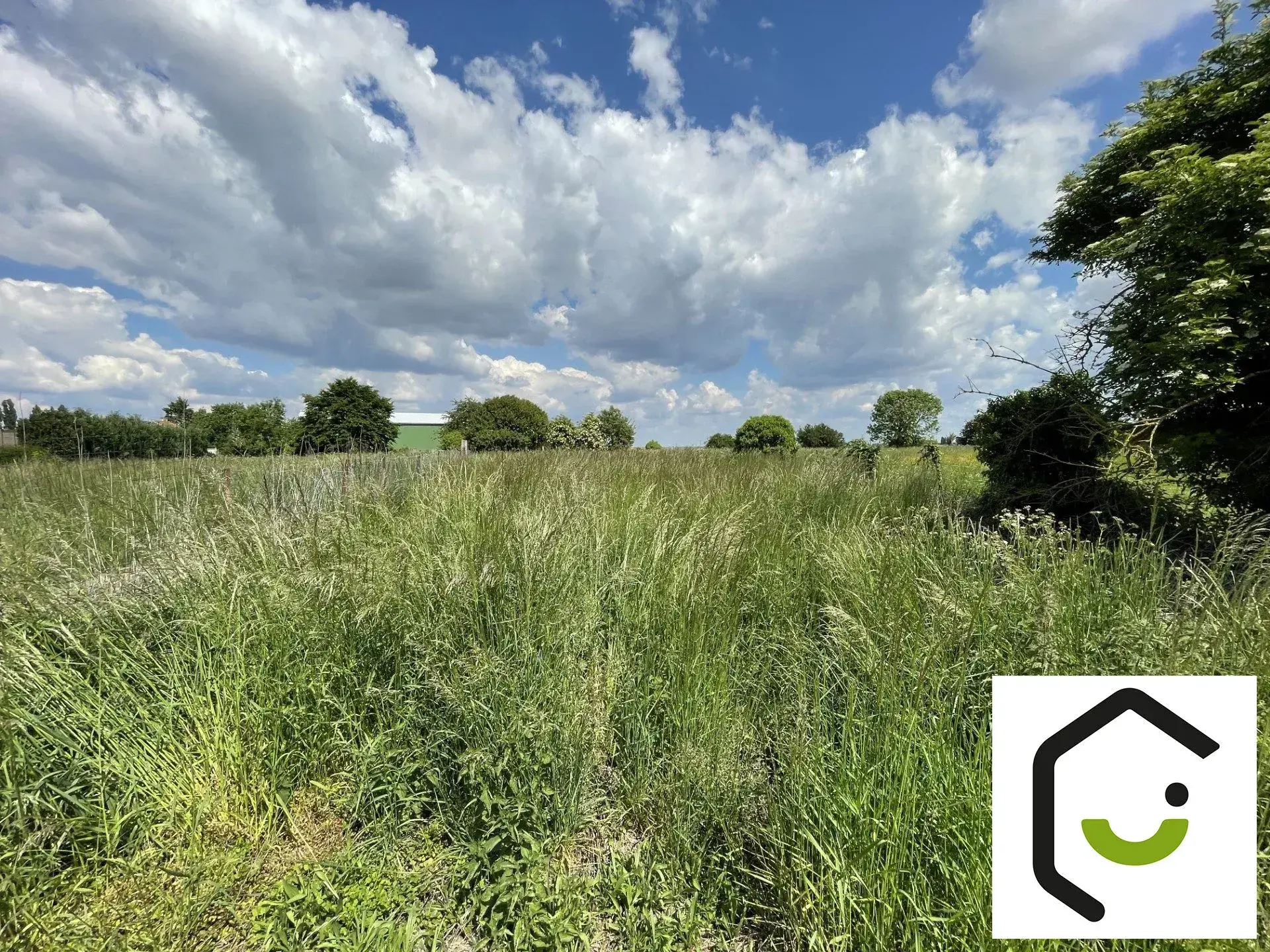 Terrain constructible à vendre à Bouchoir dans un cadre paisible