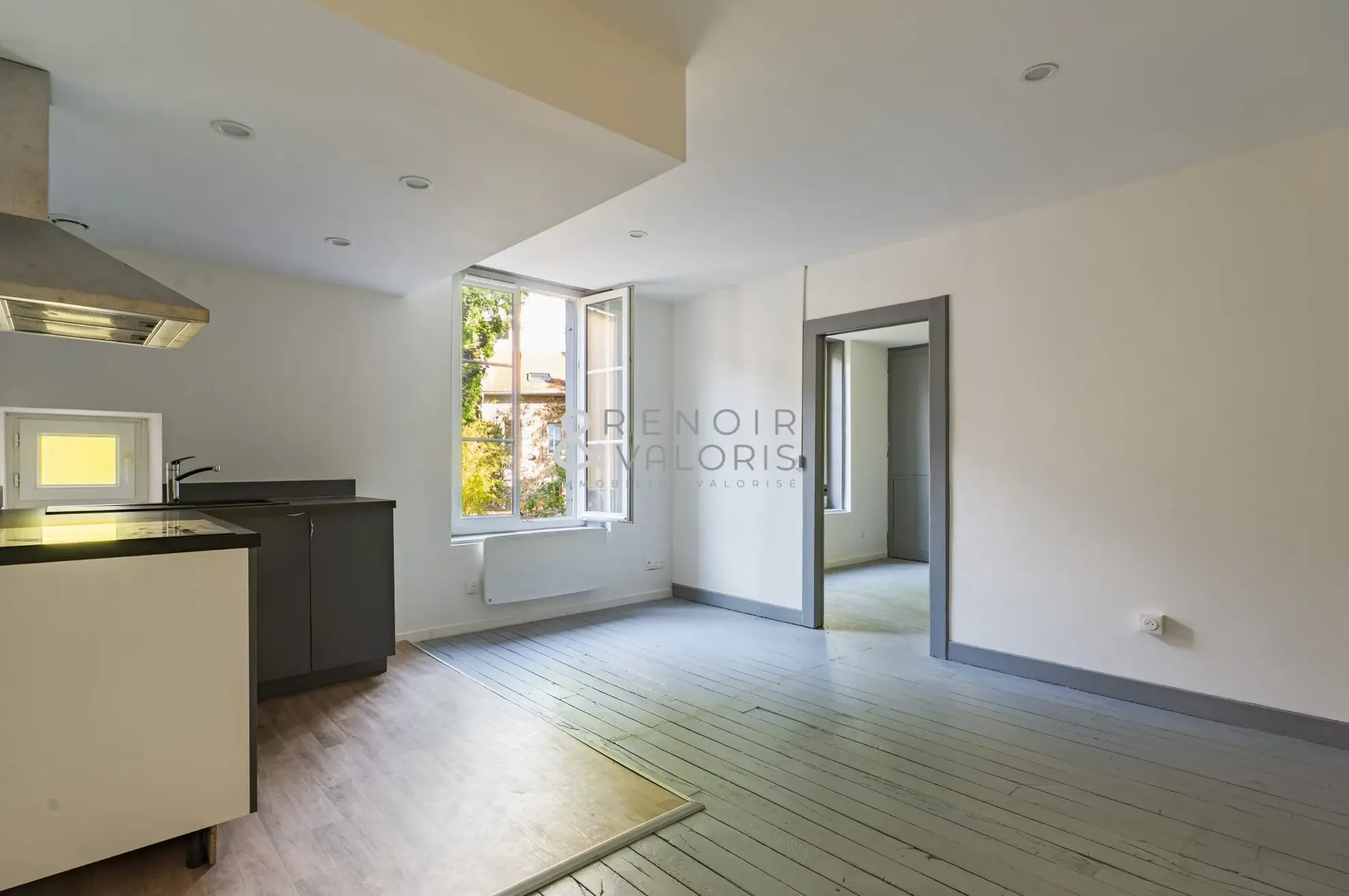 Appartement deux pièces rénové à Nancy près de la Place des Vosges 
