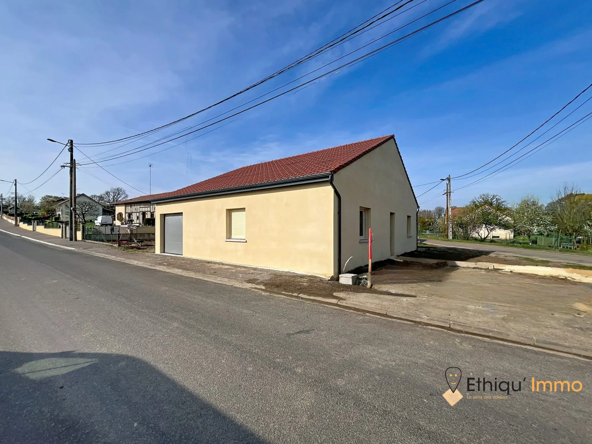 Maison neuve de plain-pied 104 m² avec 3 chambres à Robert-Magny