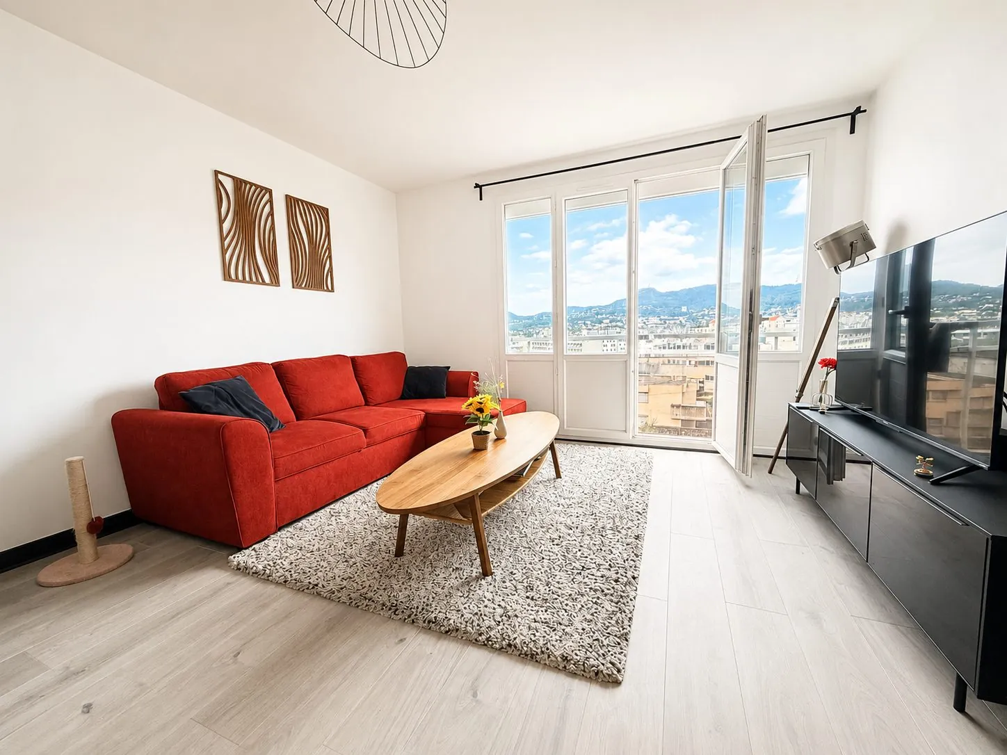 Très bel appartement T3 rénové avec vue, garage et caves à Clermont-Ferrand