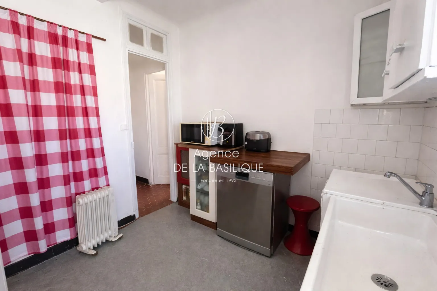 Maison avec vue mer à Hyères près de la plage des Salins 
