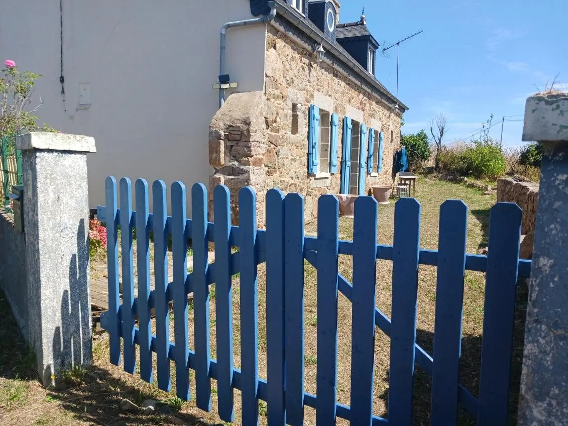 Maison en pierre rénovée à 3 km de la mer, proche Pleubian et Paimpol