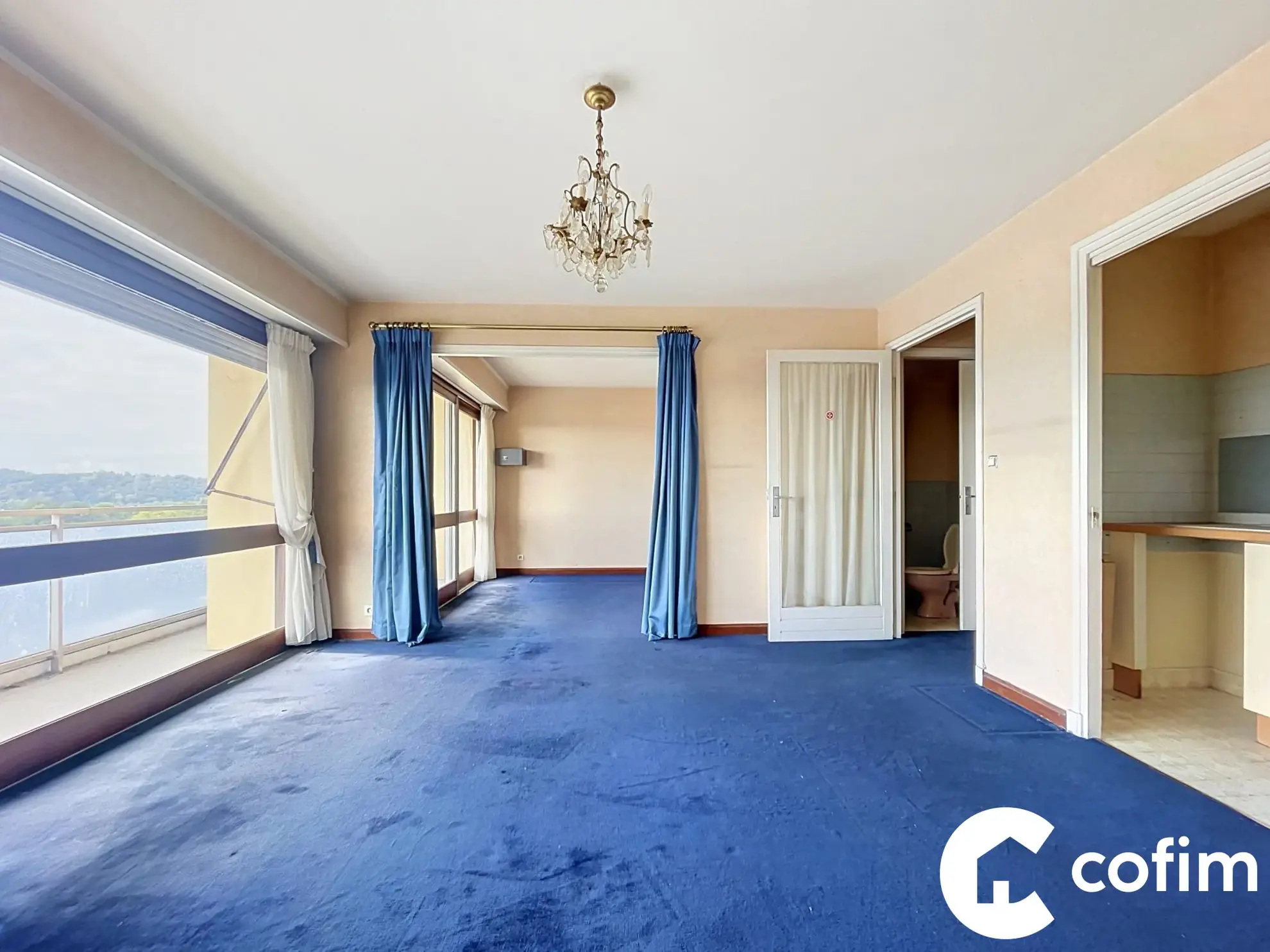 Appartement T2 avec vue panoramique sur les Pyrénées à Pau 