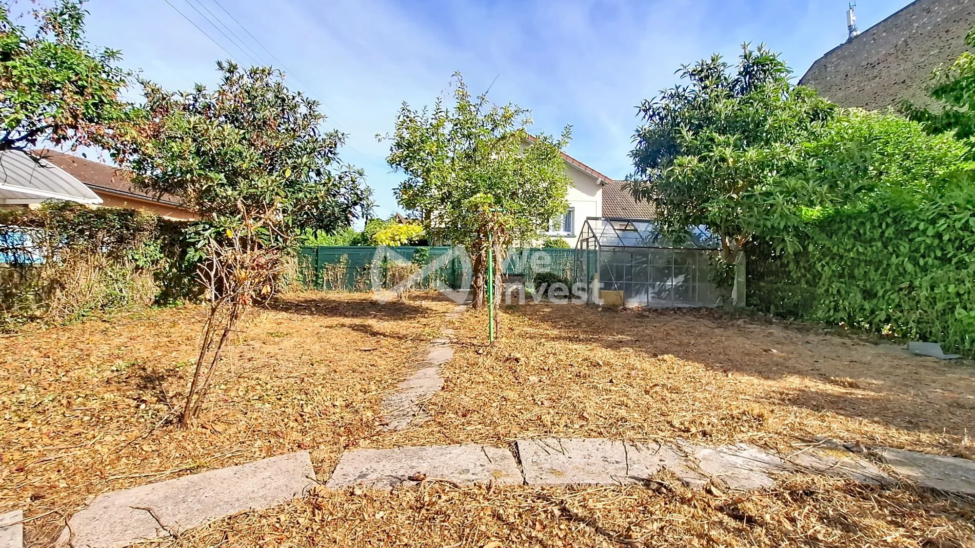 Terrain à bâtir de 281 m² à Argenteuil avec permis de construire validé