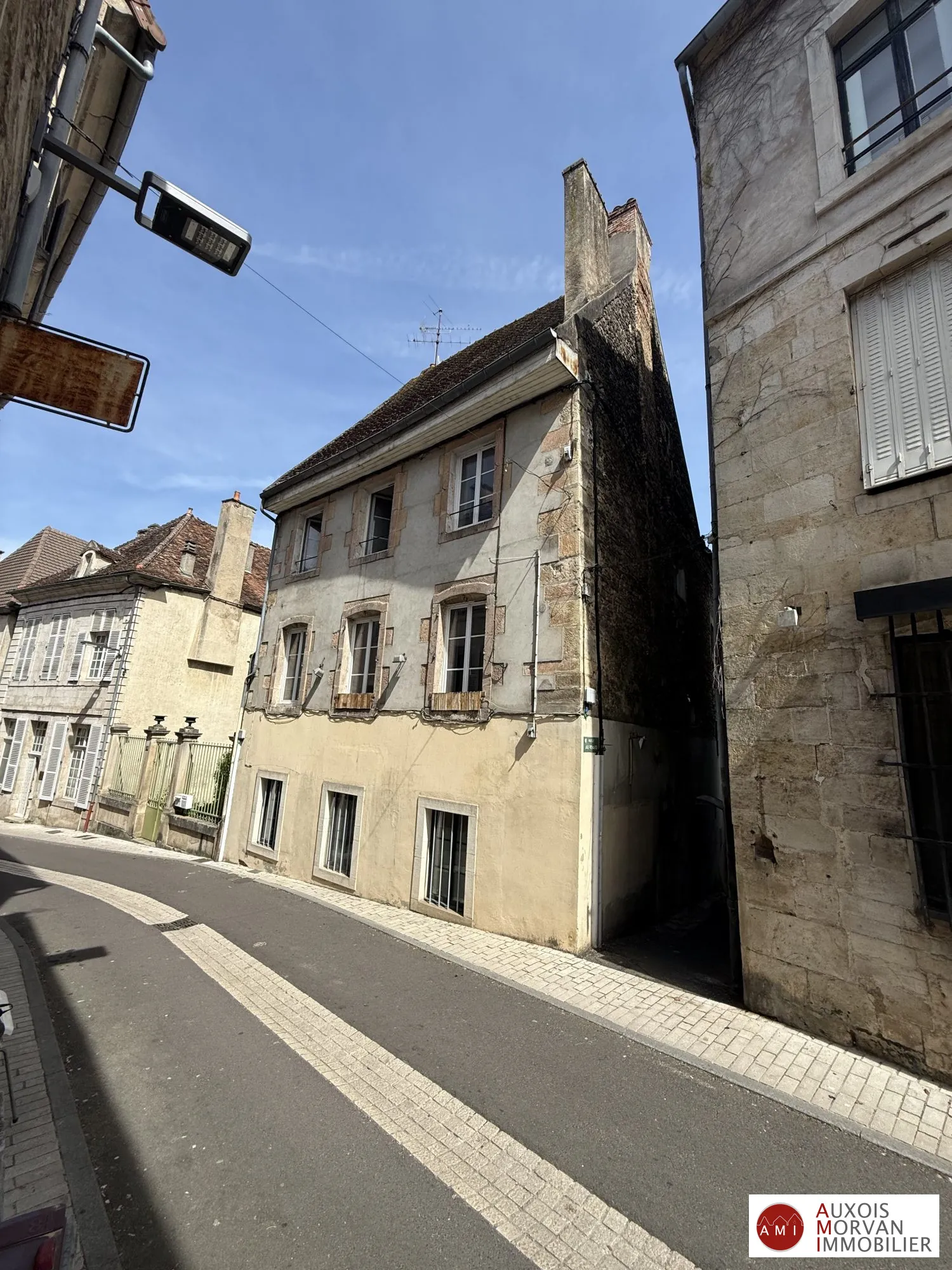 Immeuble de rapport à Montbard - Investissement locatif idéal