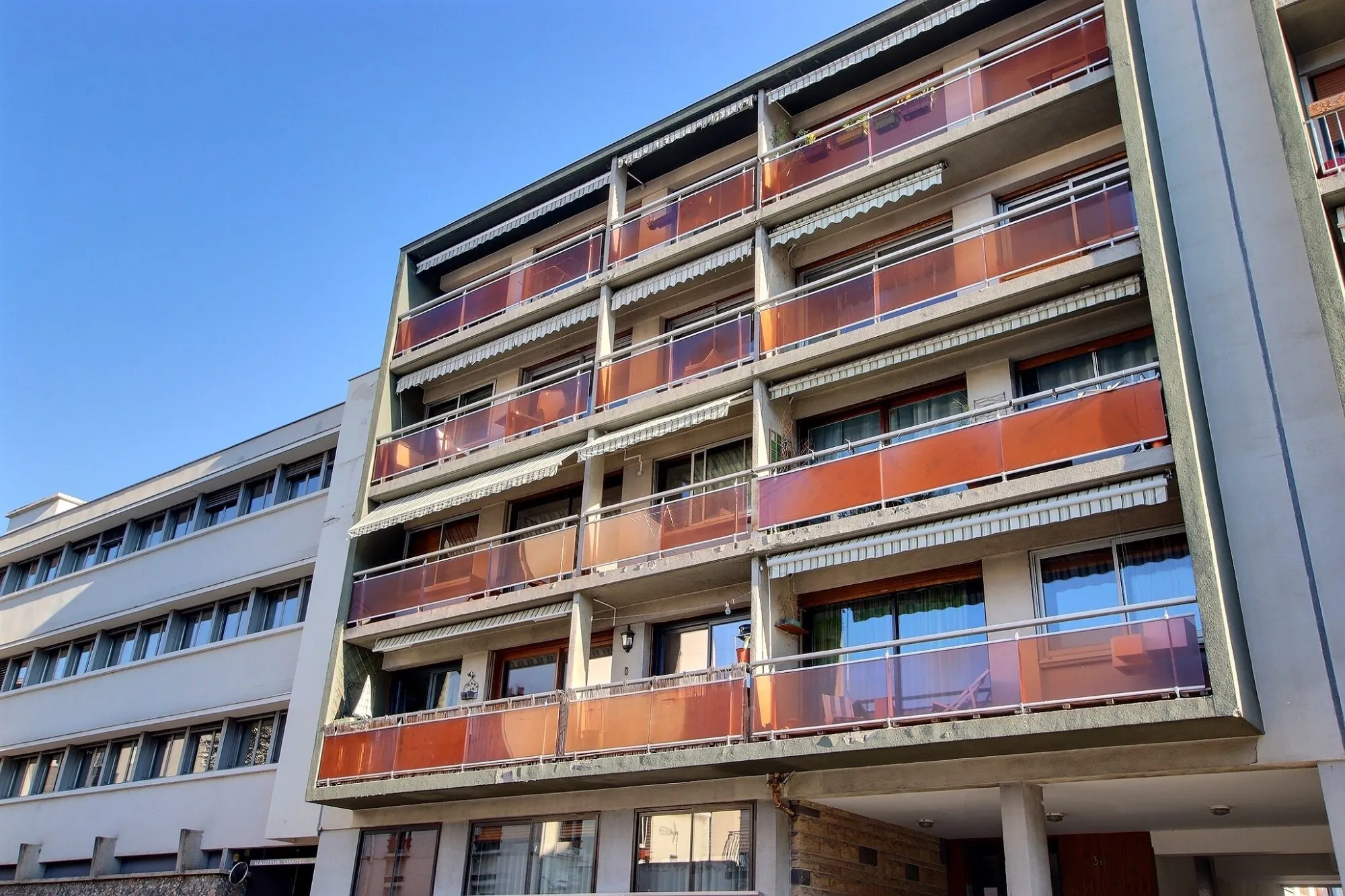 Appartement 2 pièces à Clermont-Ferrand proche centre-ville - Rénové et économique