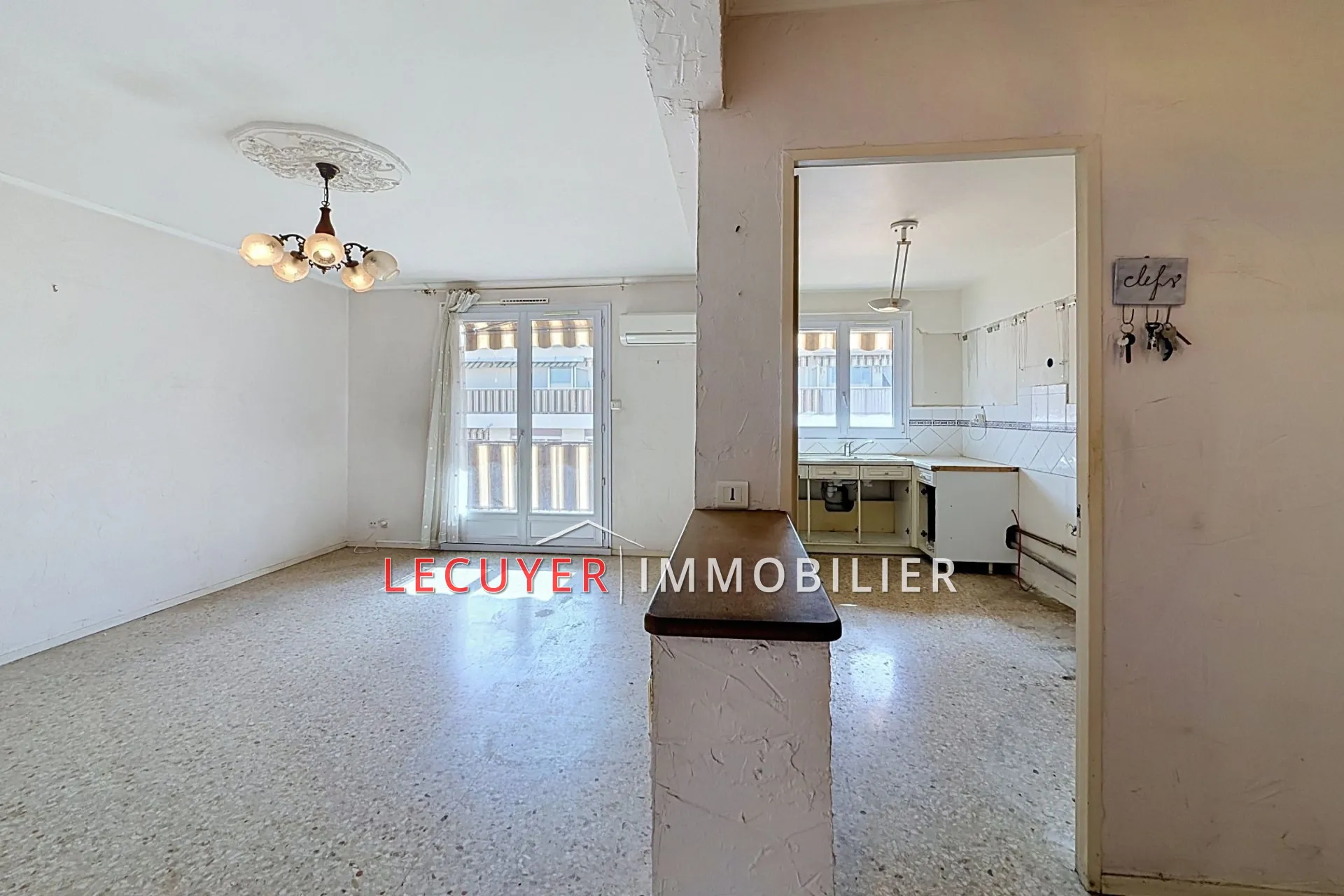 Appartement 2 pièces avec terrasse et vue mer à Golfe-Juan