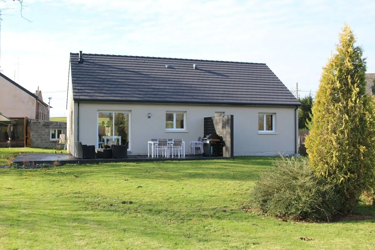 Maison neuve de plain-pied à Saint-Léger-lès-Domart - 74m² avec 2 chambres