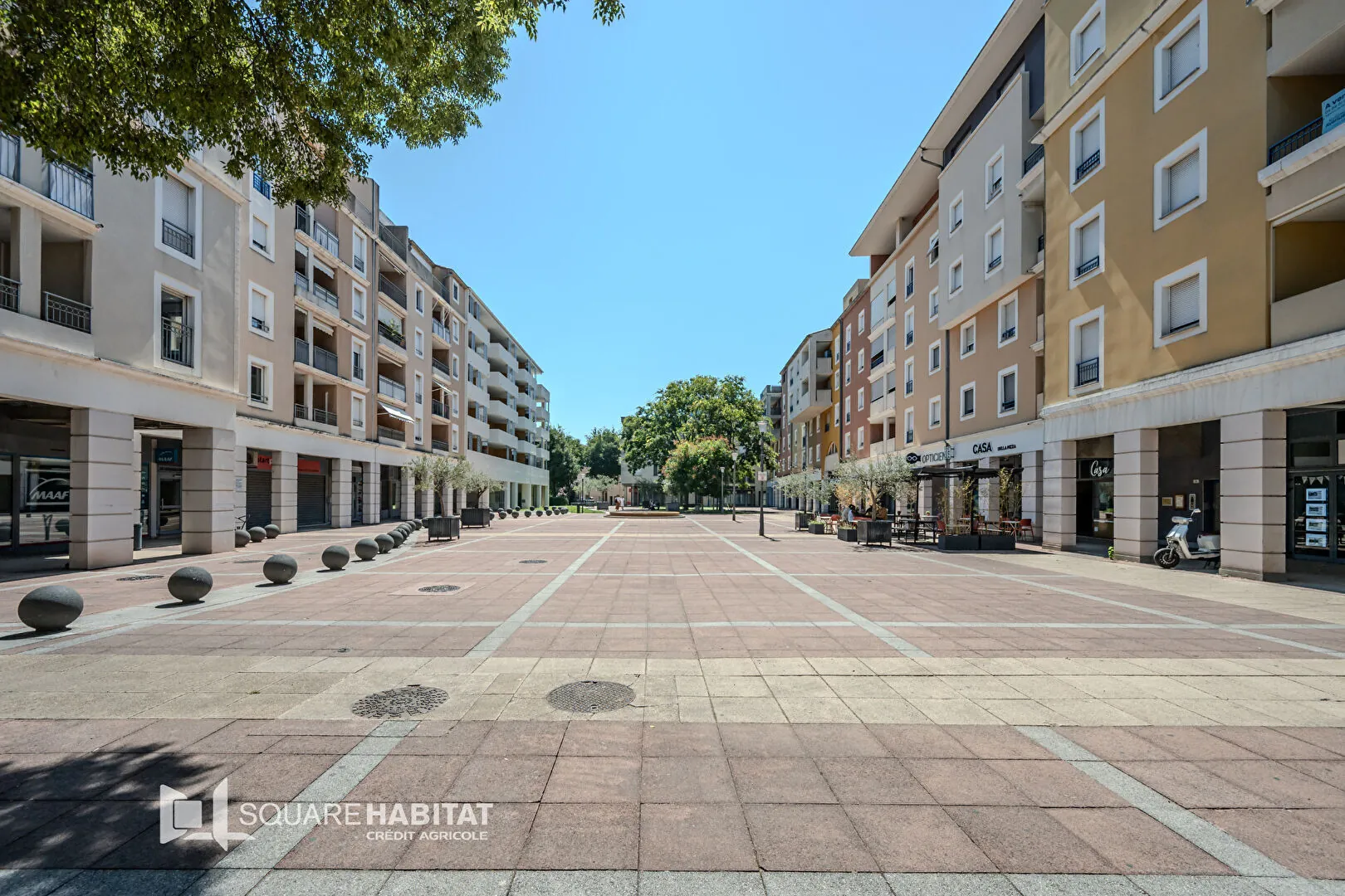 Appartement T4 à vendre à Cavaillon avec grande terrasse et emplacement idéal