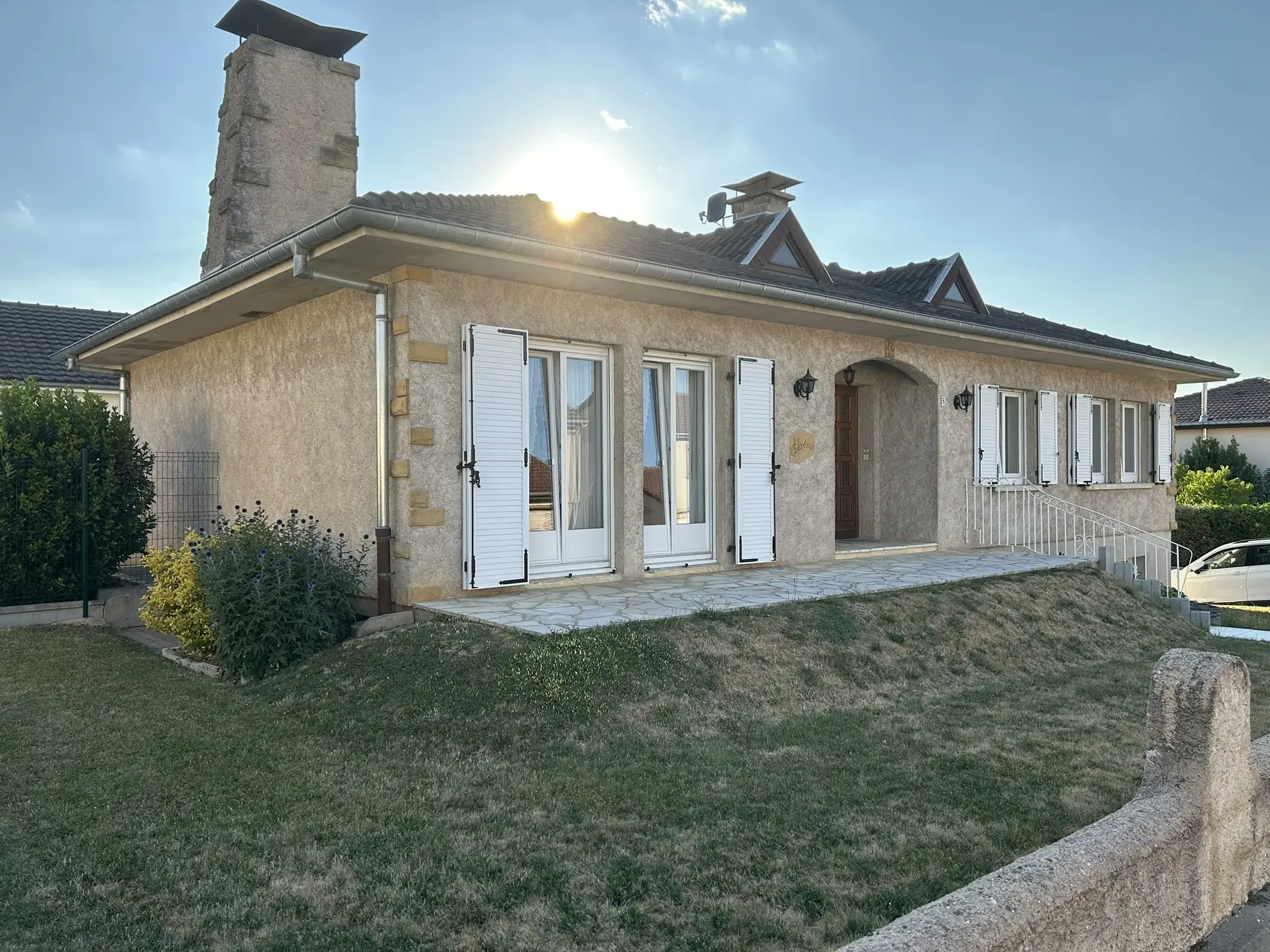 Maison individuelle à Rémilly de 114 m² avec 3 chambres et terrain de 490 m²