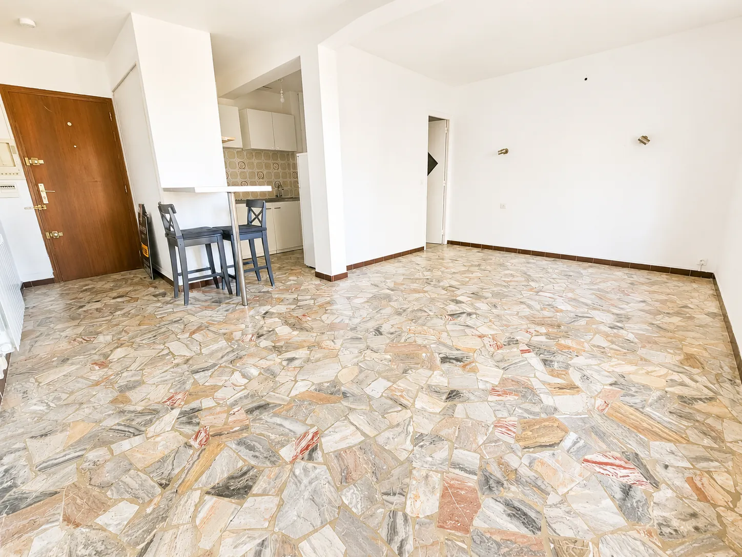 Vente appartement FF2 de 30 m² avec terrasse, parking et cave à Montpellier Aiguelongue