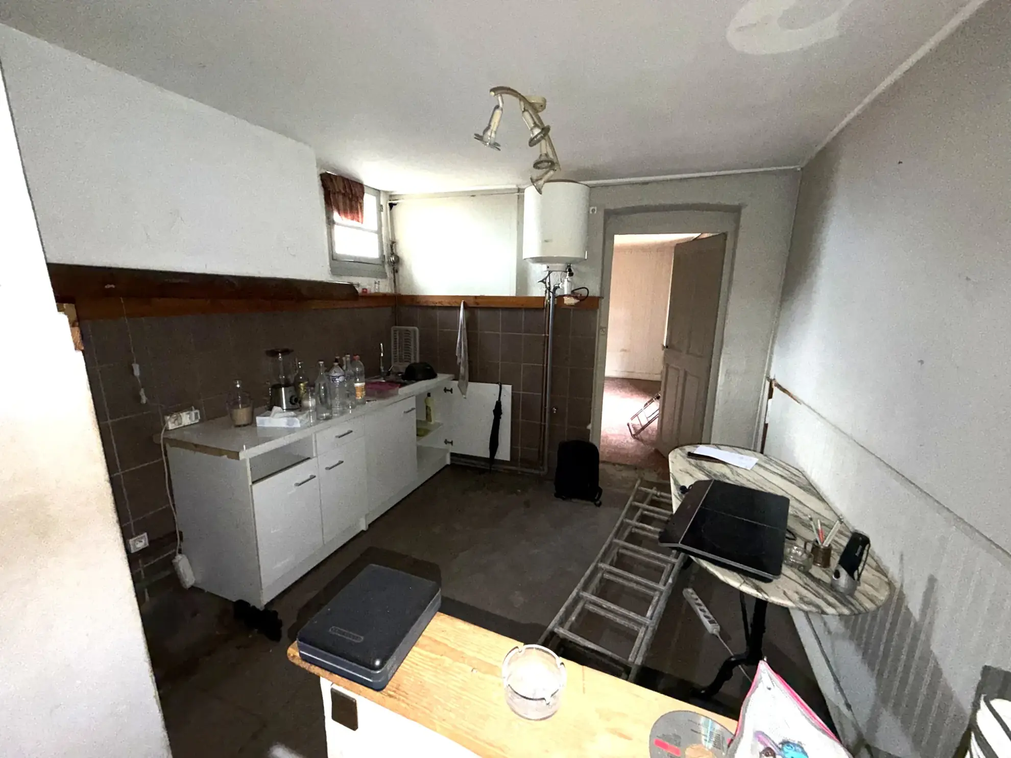 Appartement T2 à rénover à Sète, proche du parc Simone Veil