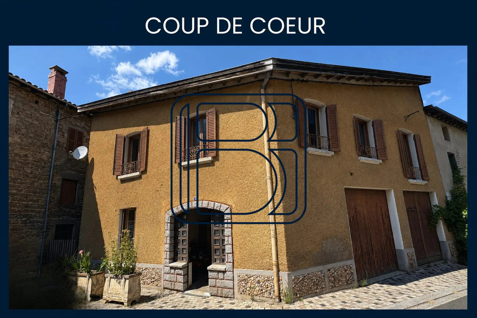 Belle maison de caractère à Olliergues avec grand potentiel de rénovation