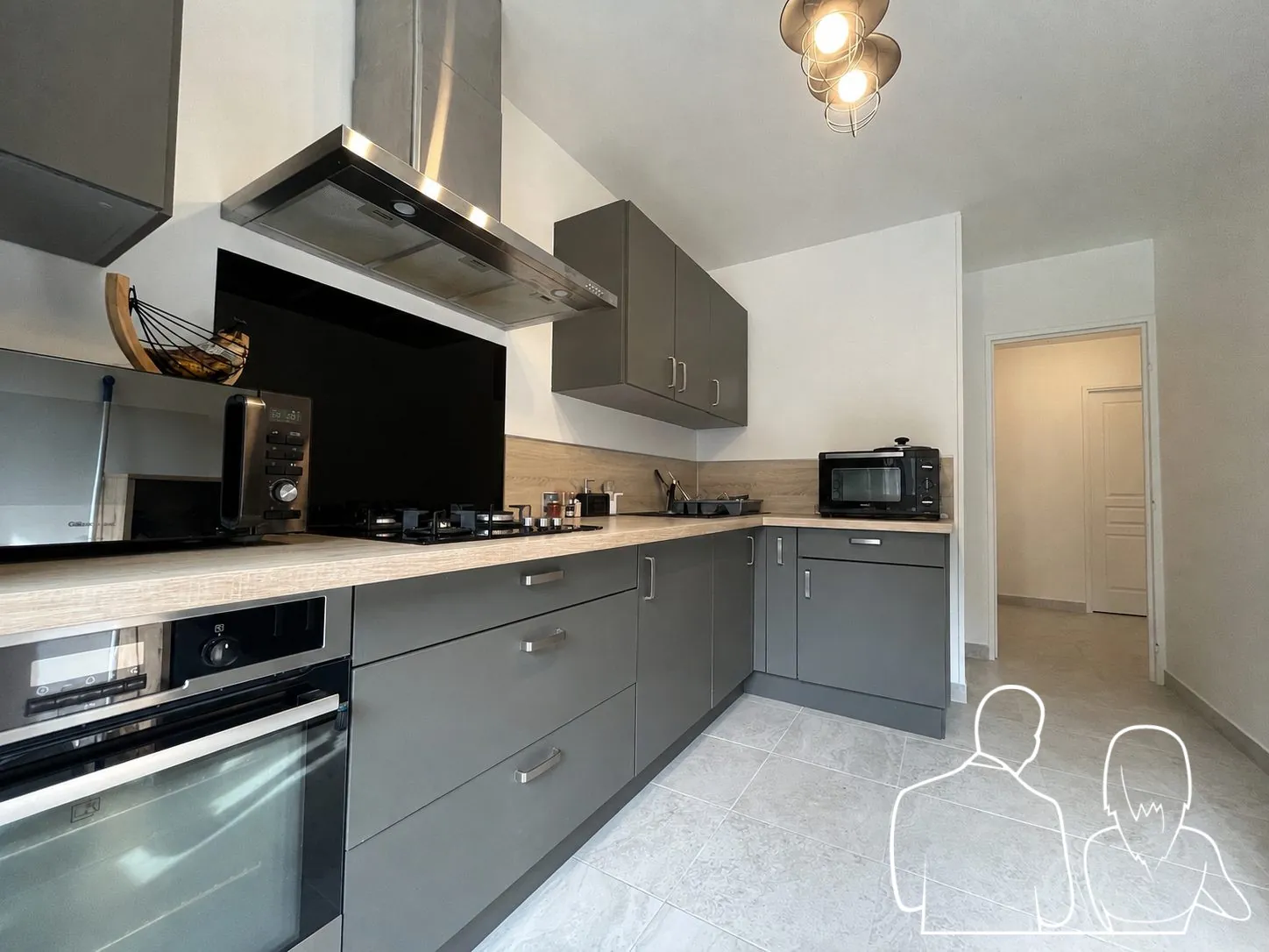 Appartement 2 pièces rénové à Honfleur, résidence sécurisée, parking inclus 