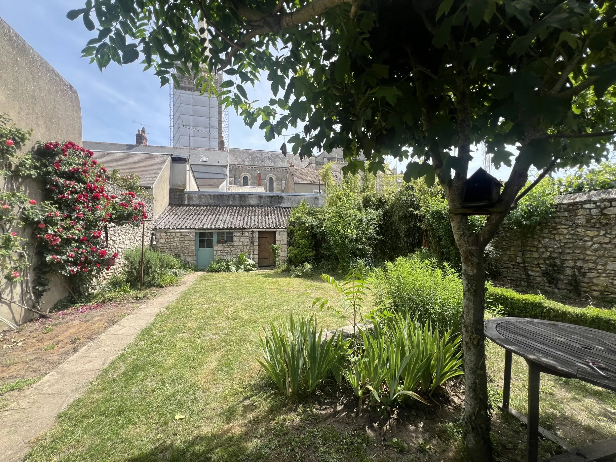 Maison à rénover avec jardin à Briare – 66 m², 2 chambres
