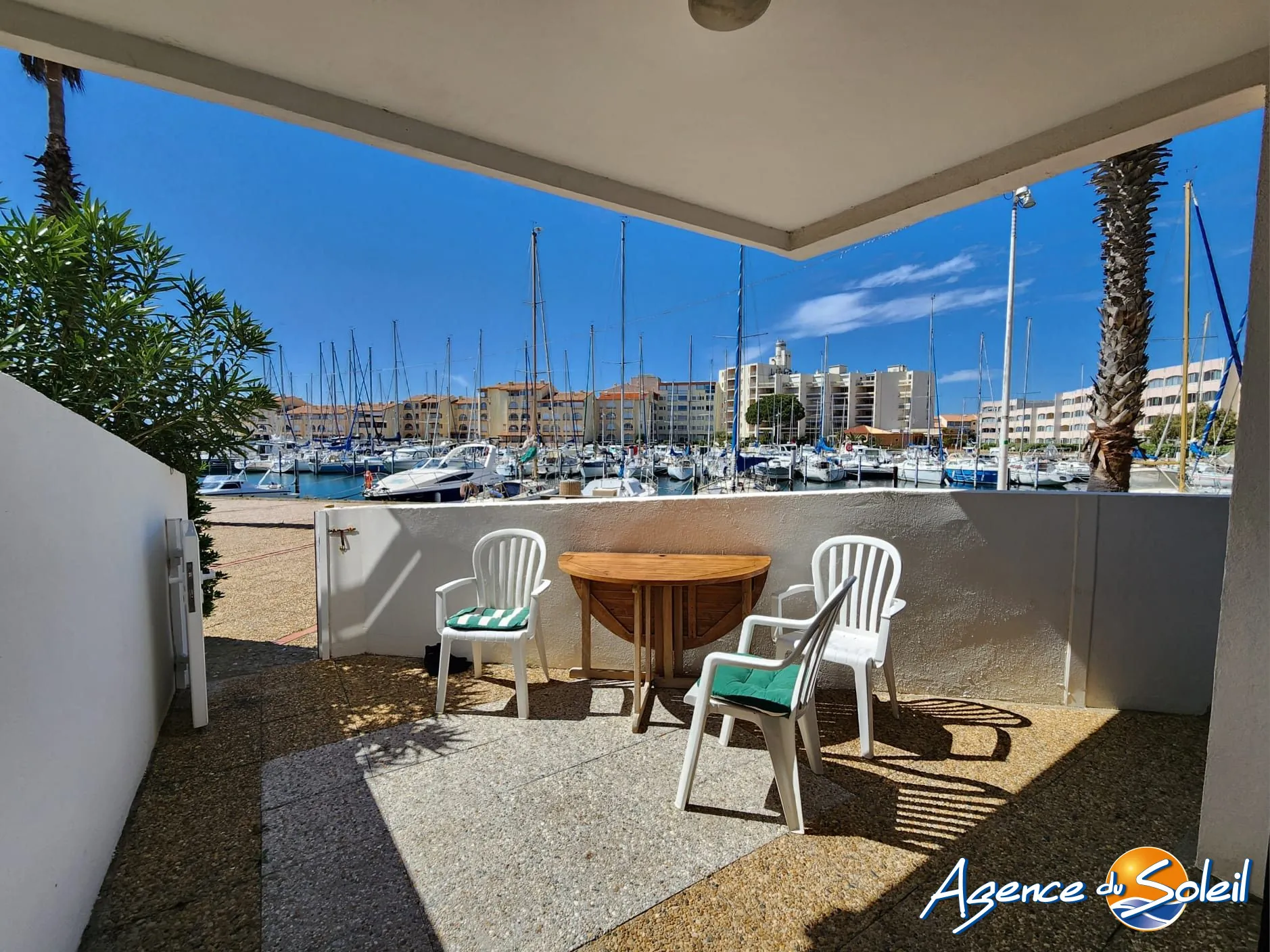 Vente appartement T2 avec terrasse et vue port à Port Leucate