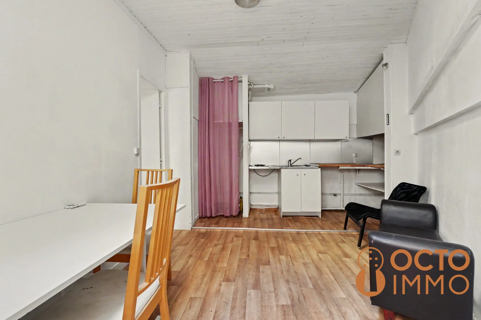 Appartement T1 bis à vendre à Toulouse en hyper-centre avec terrasse et climatisation