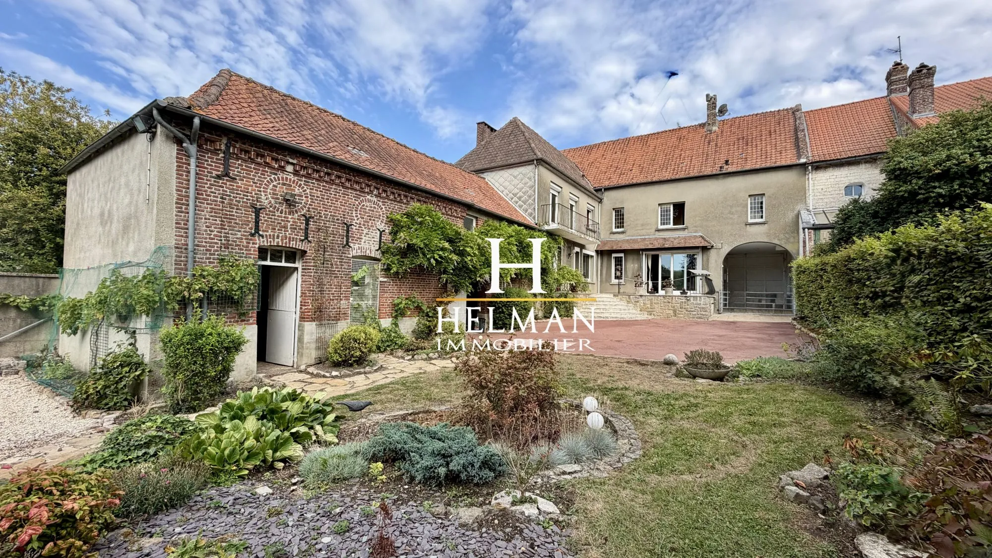 Charmante maison de caractère à Fauquembergues avec jardin et garage