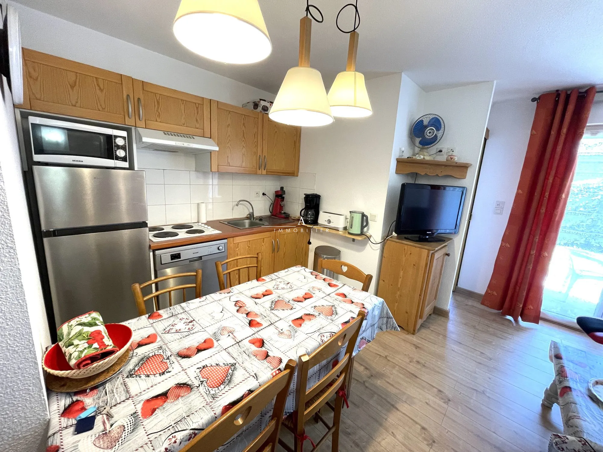 Charmant appartement T2 bis avec piscine et jardin privé à Bagnères-de-Luchon