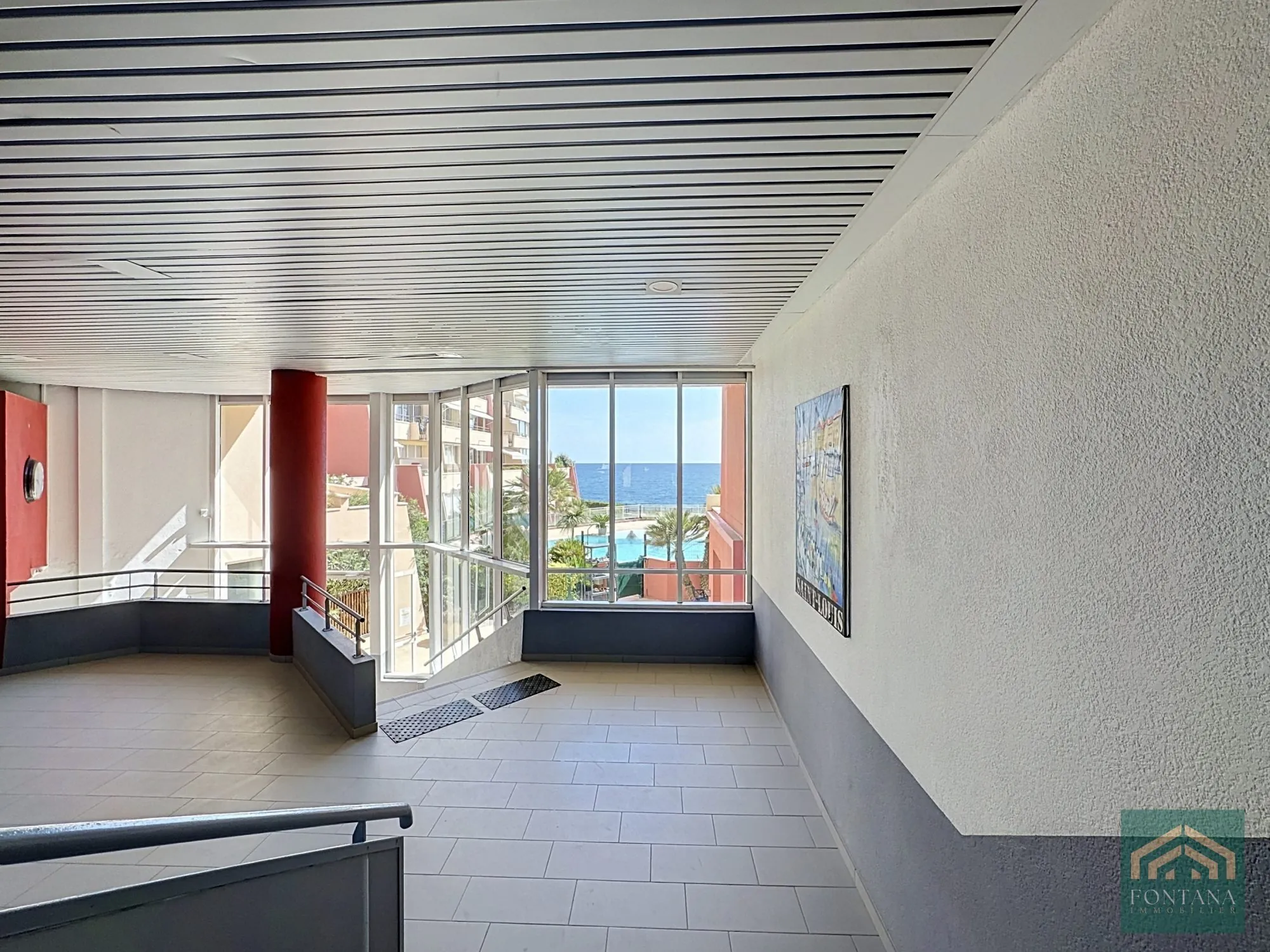 ENTRÉE DE LA COPROPRIÉTÉ  Appartement T2 avec terrasse vue mer à Sète - Dernier étage, piscine et stationnement