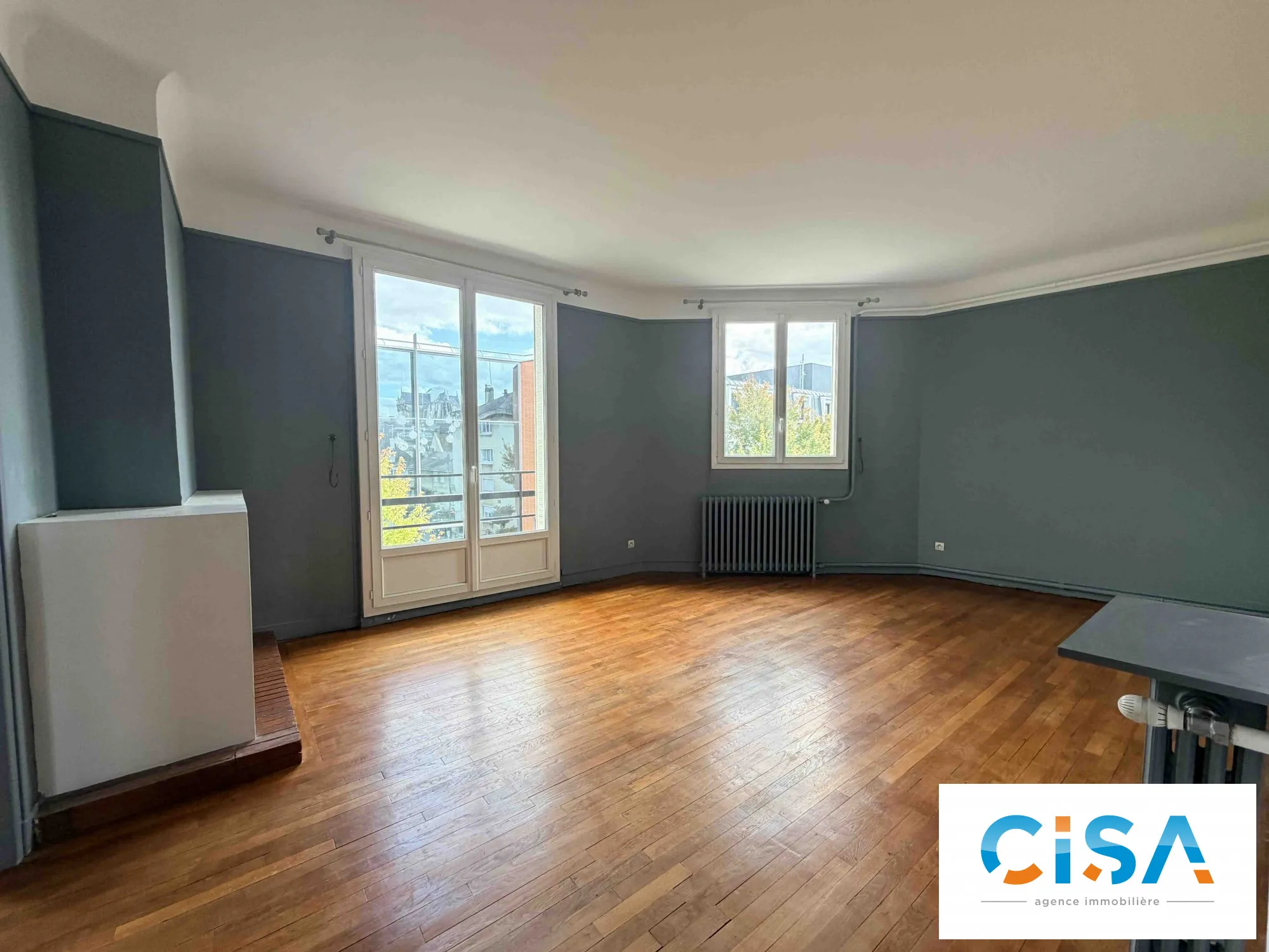 Appartement T4/T5 en vente à Beauvais, charme et luminosité, proche commodités