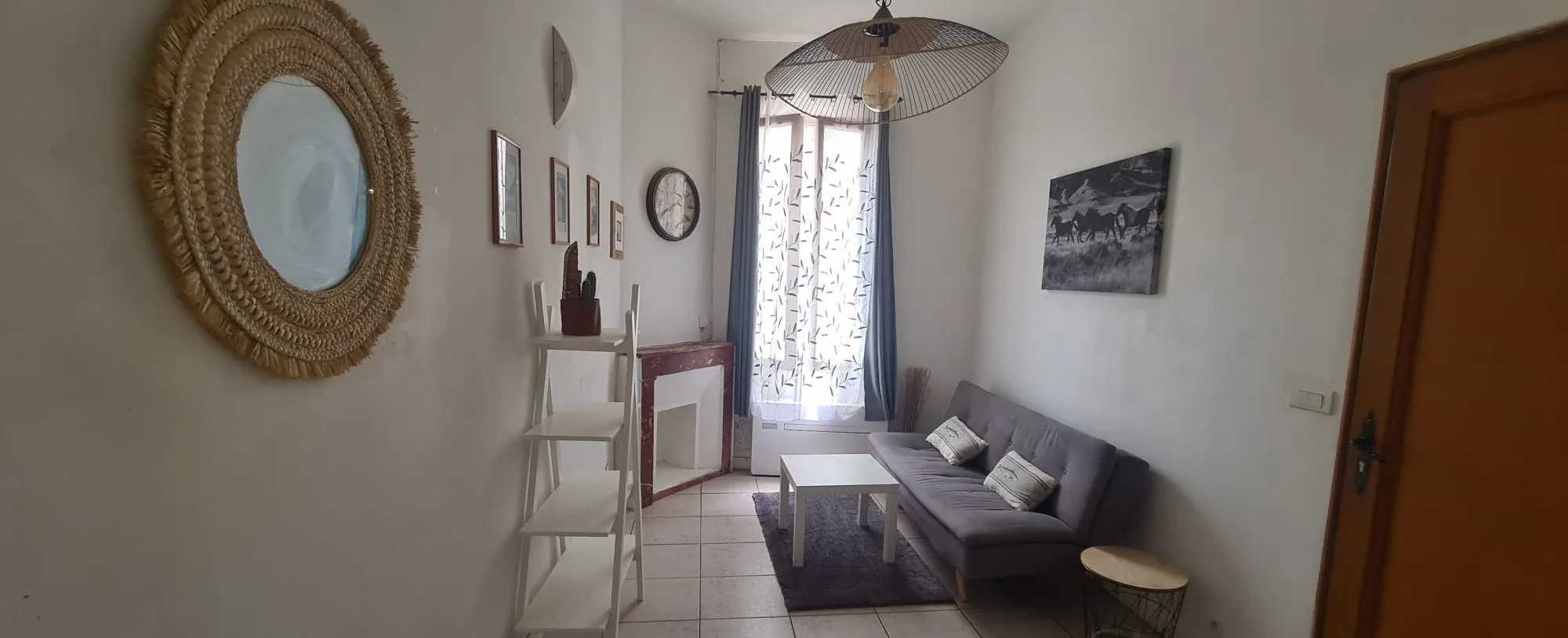 Studio lumineux à vendre au centre d'Avignon - 30,24 m² meublé