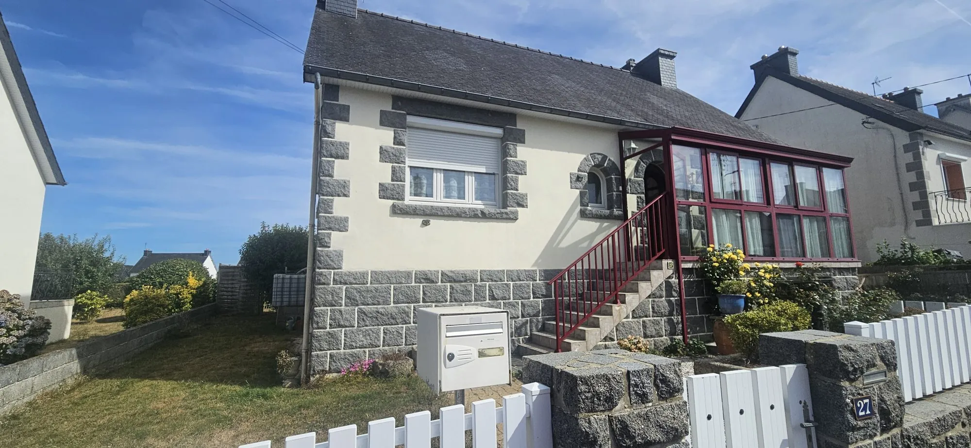 Maison traditionnelle 4 chambres avec sous-sol complet à Callac