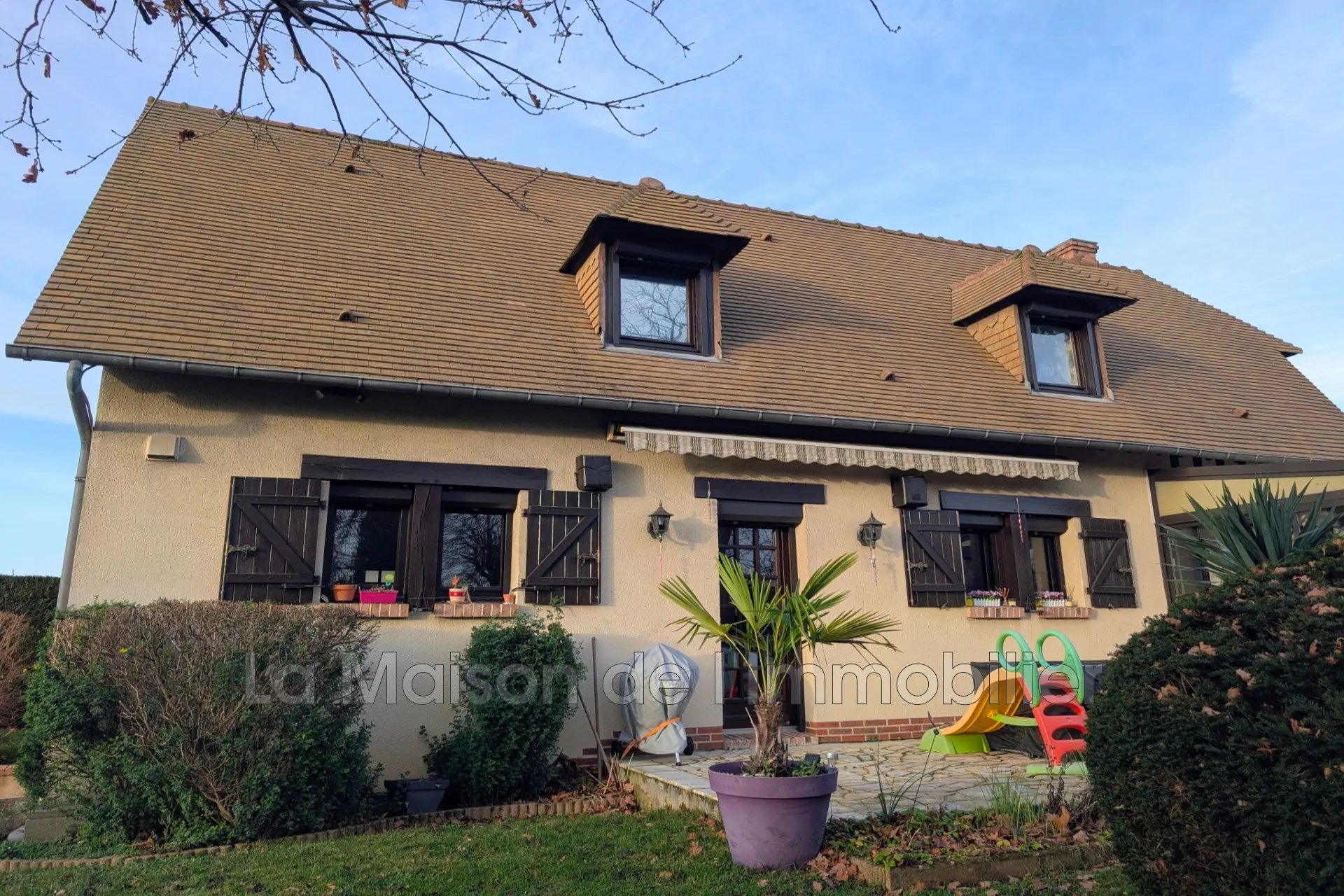 Maison 3 chambres avec terrain arboré près de Saint Aubin Les Elbeuf