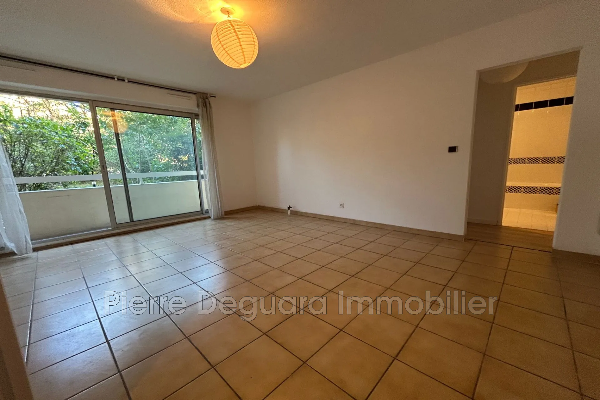 Achat appartement F2 à Montpellier centre-ville proche Arceaux