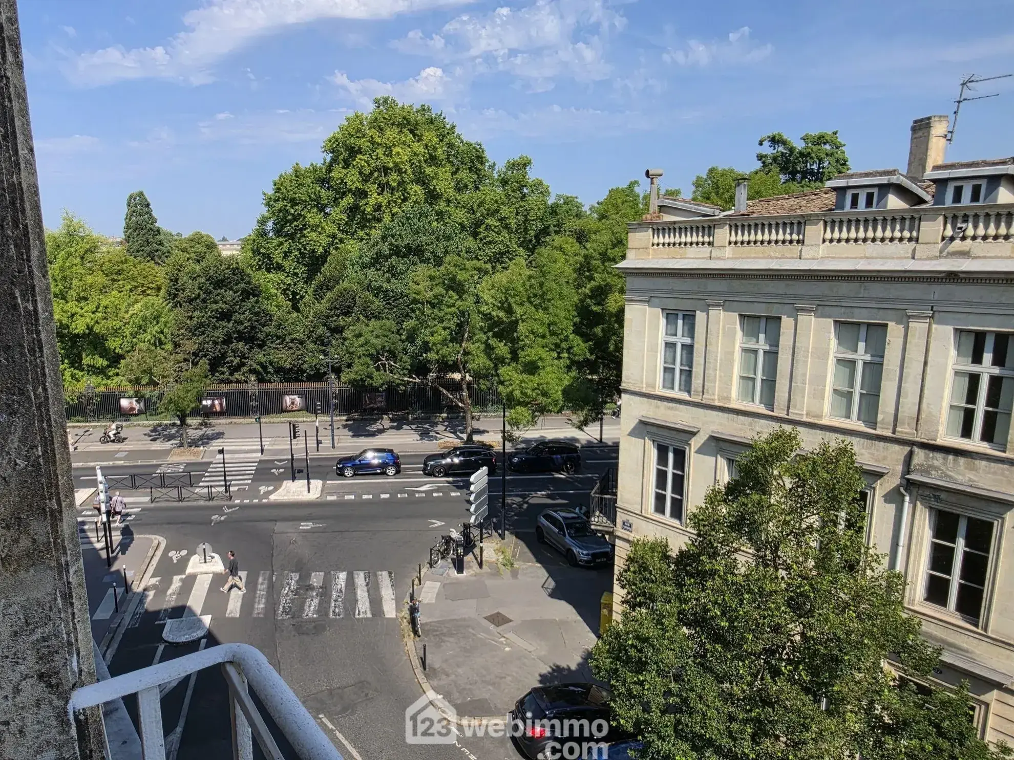 Appartement T2 de charme à Bordeaux avec vue exceptionnelle sur le Jardin Public